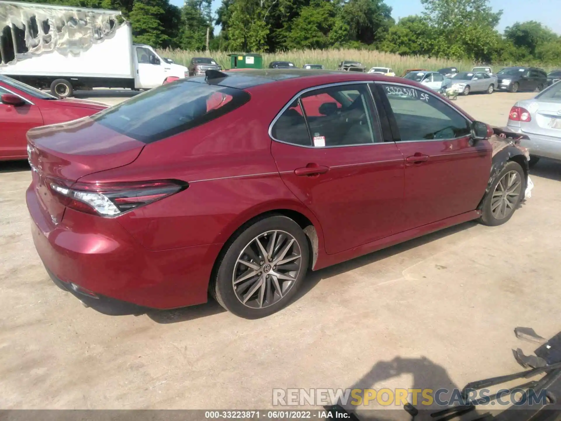 4 Photograph of a damaged car 4T1F11BK1NU054625 TOYOTA CAMRY 2022