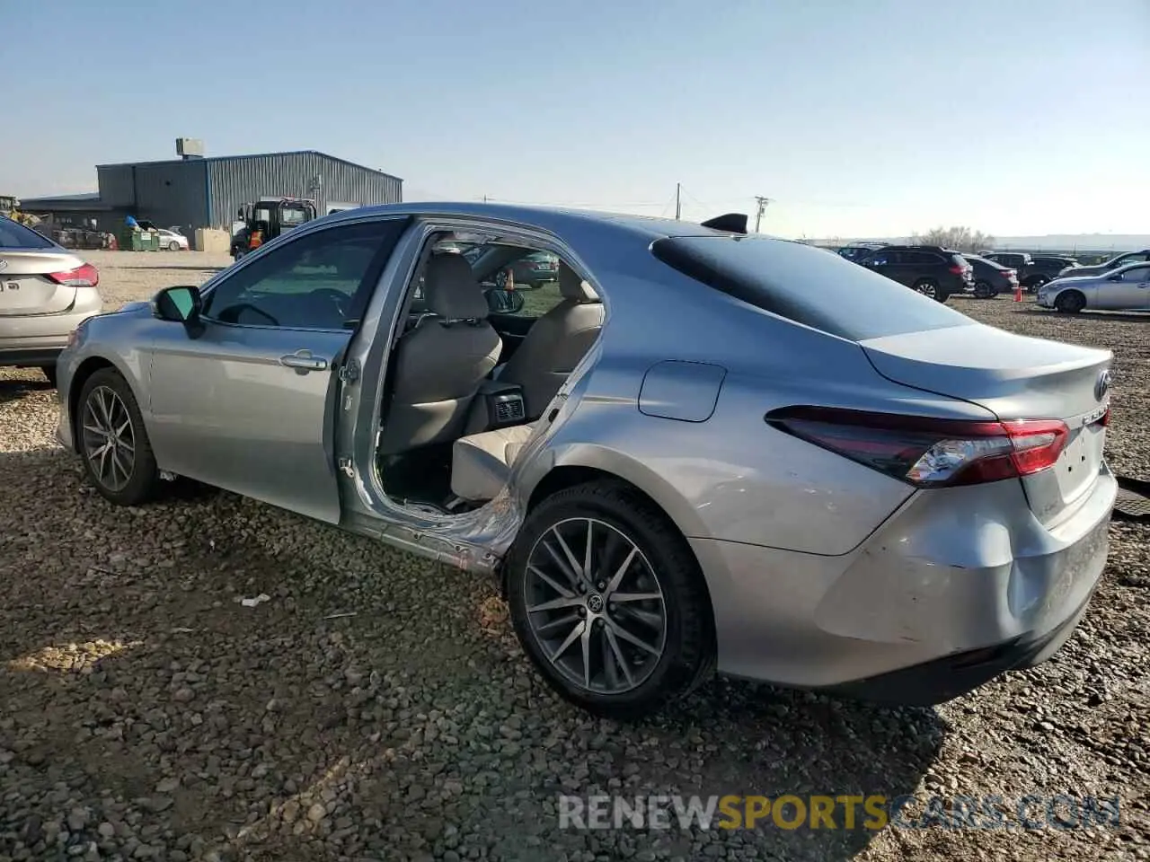 2 Photograph of a damaged car 4T1F11BK2NU061633 TOYOTA CAMRY 2022