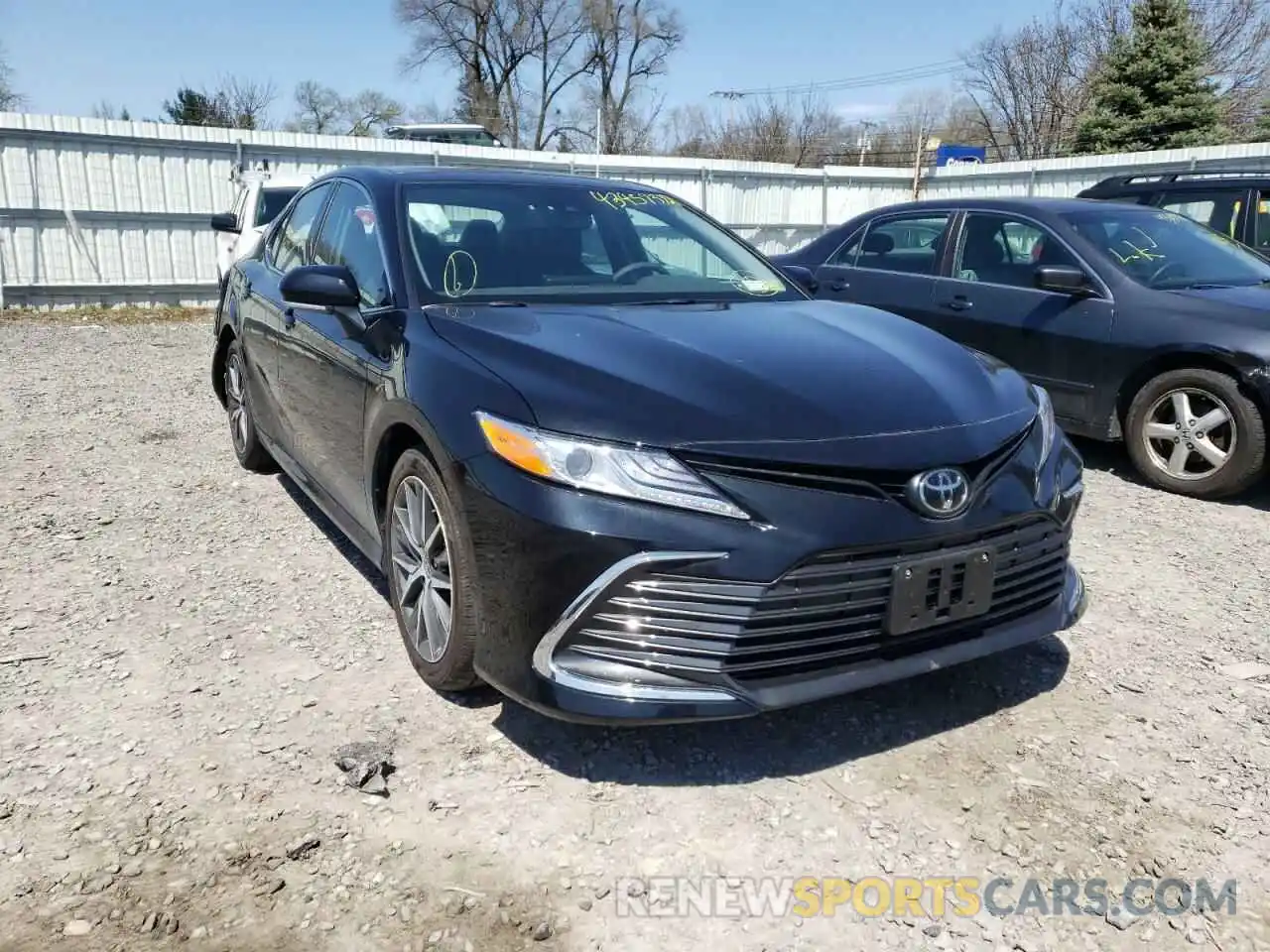 1 Photograph of a damaged car 4T1F11BK7NU053608 TOYOTA CAMRY 2022