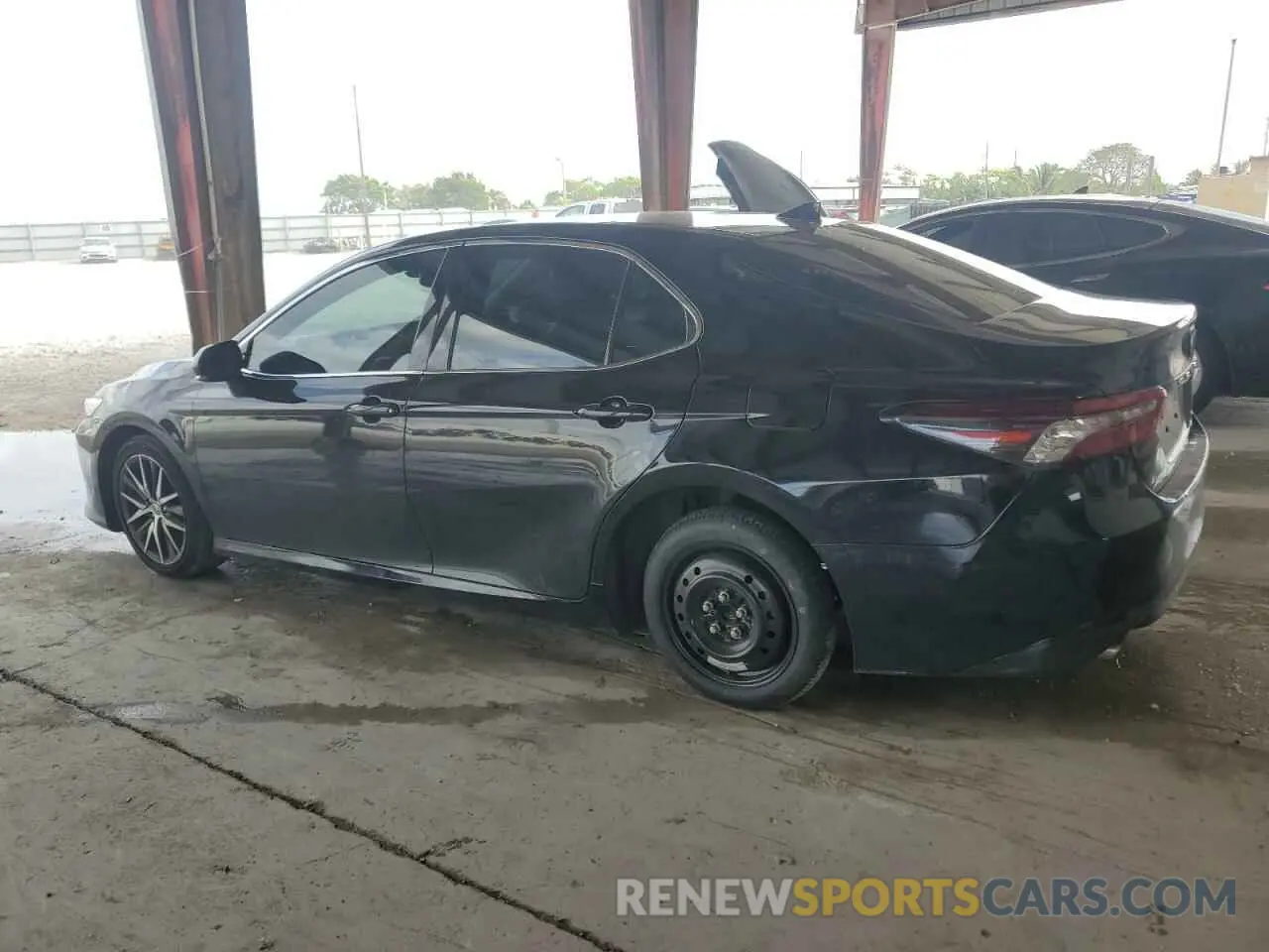 2 Photograph of a damaged car 4T1F31AK0NU588940 TOYOTA CAMRY 2022
