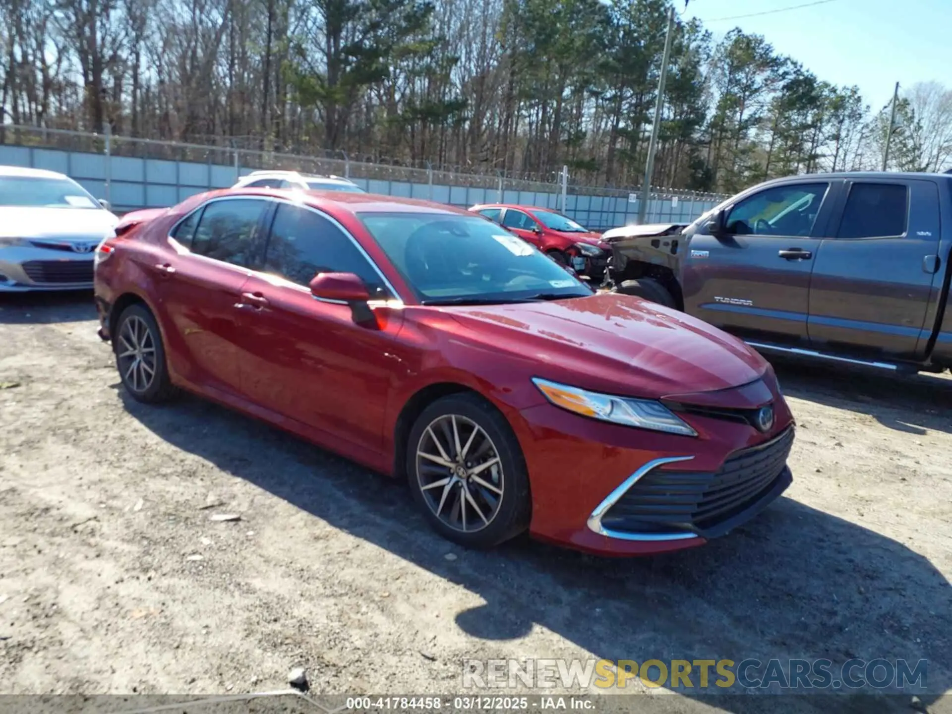 1 Photograph of a damaged car 4T1F31AK2NU576207 TOYOTA CAMRY 2022