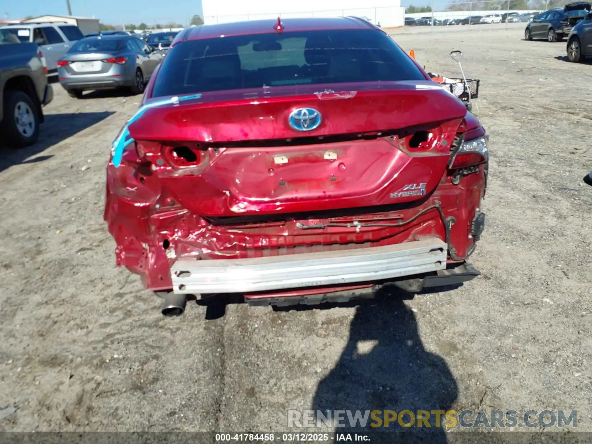 6 Photograph of a damaged car 4T1F31AK2NU576207 TOYOTA CAMRY 2022