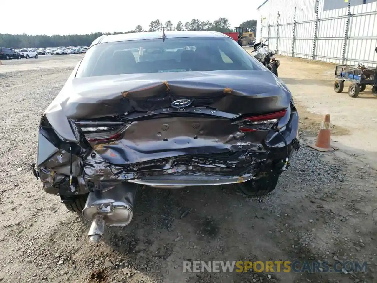 9 Photograph of a damaged car 4T1F31AK2NU579625 TOYOTA CAMRY 2022