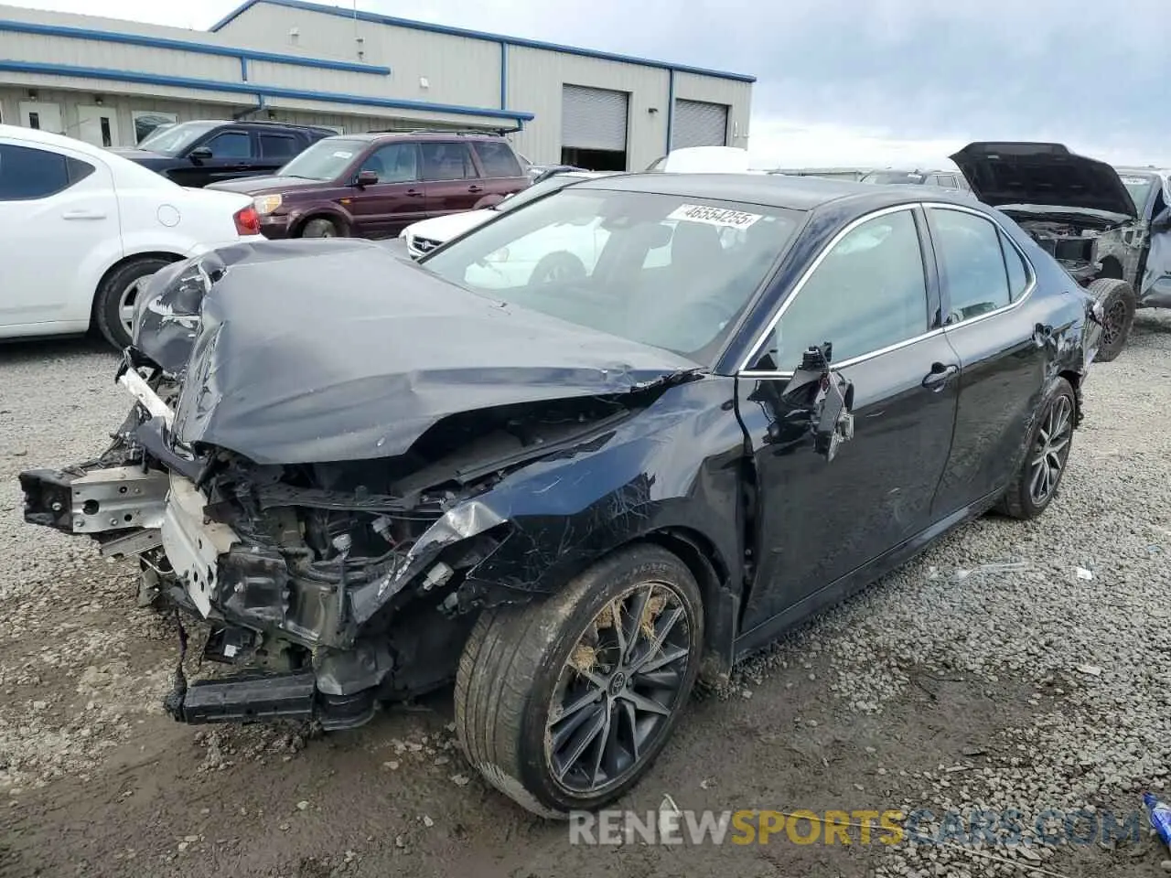 1 Photograph of a damaged car 4T1F31AK4NU582512 TOYOTA CAMRY 2022