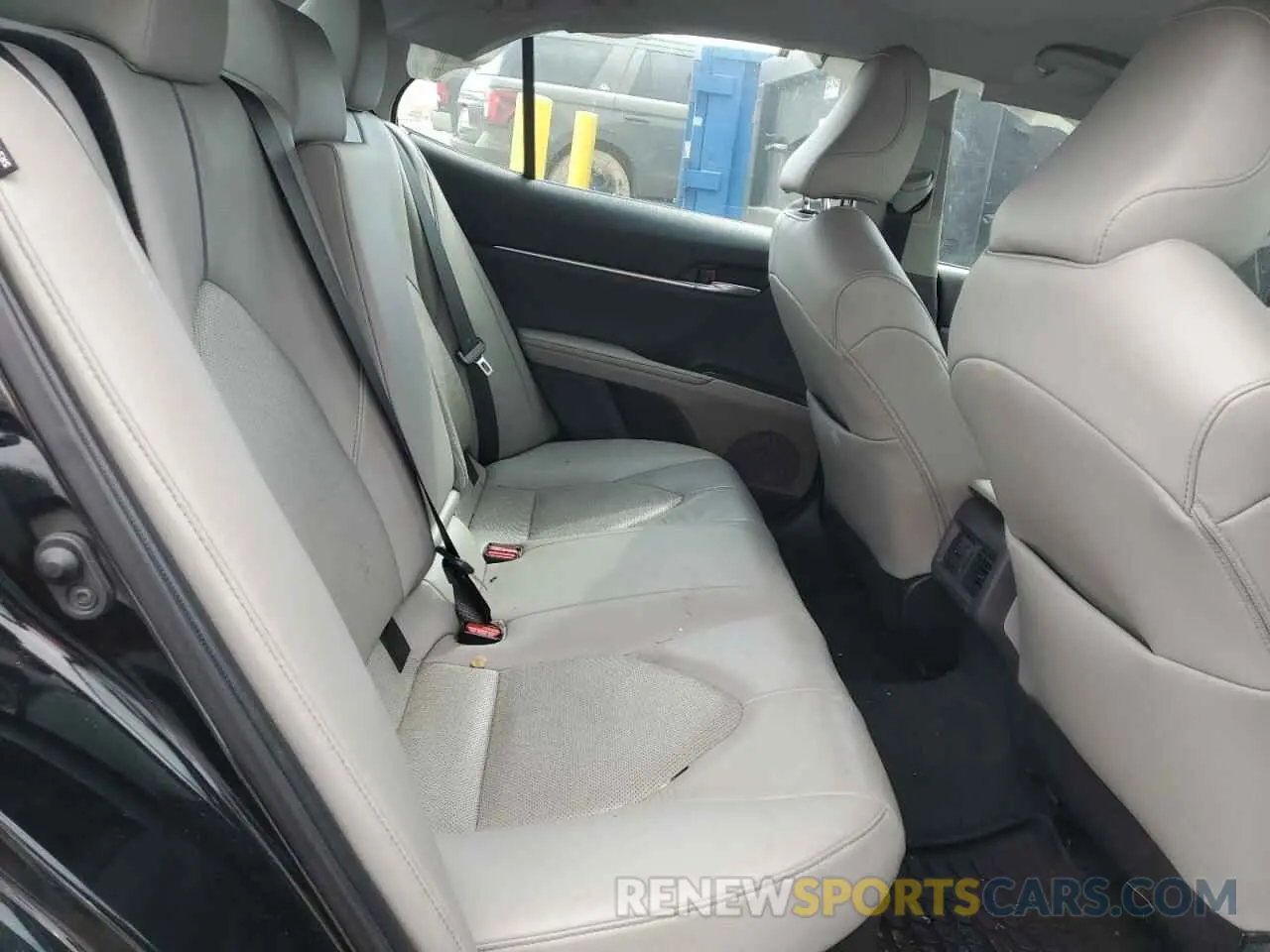 10 Photograph of a damaged car 4T1F31AK4NU582512 TOYOTA CAMRY 2022