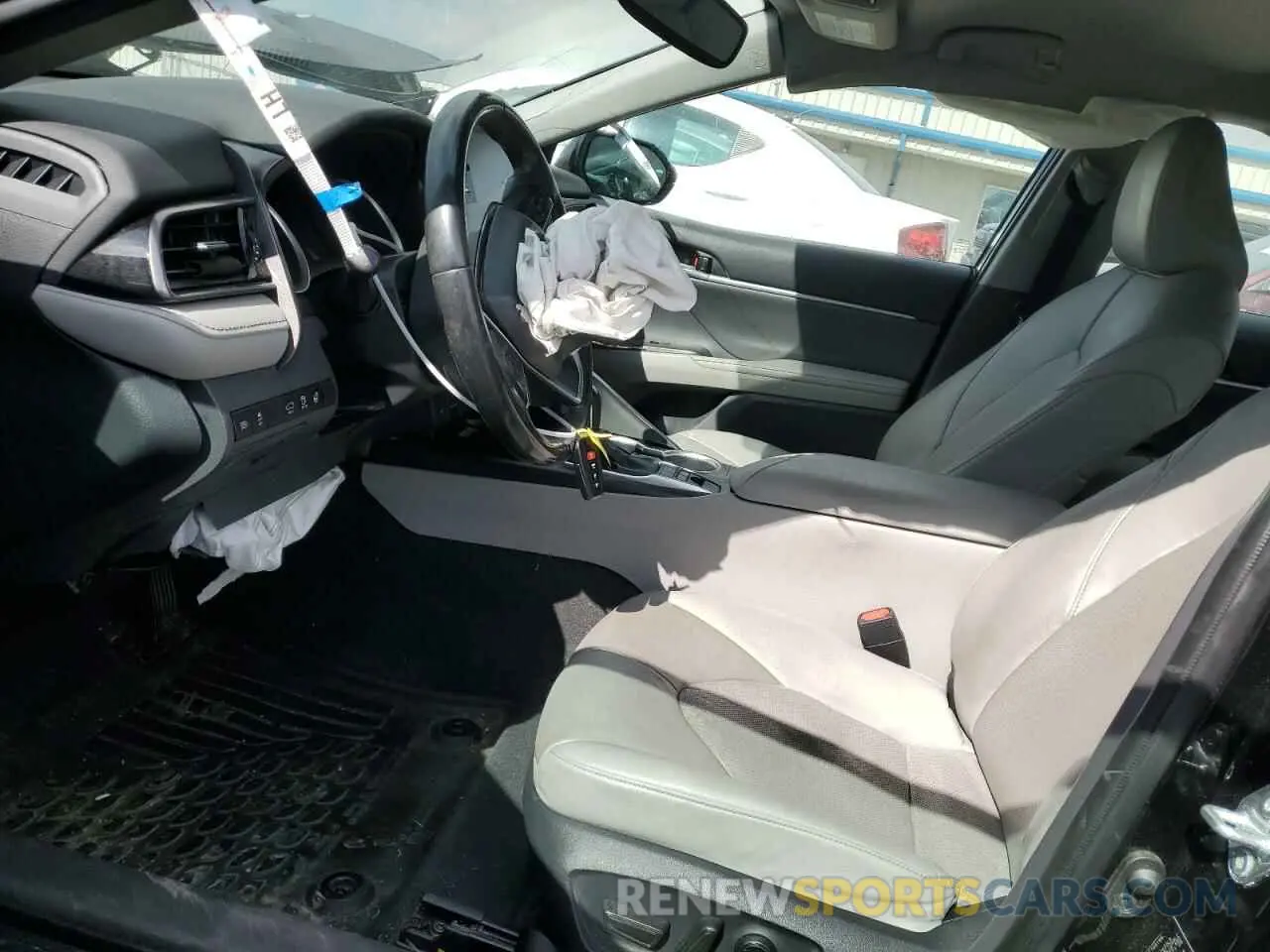 7 Photograph of a damaged car 4T1F31AK4NU582512 TOYOTA CAMRY 2022