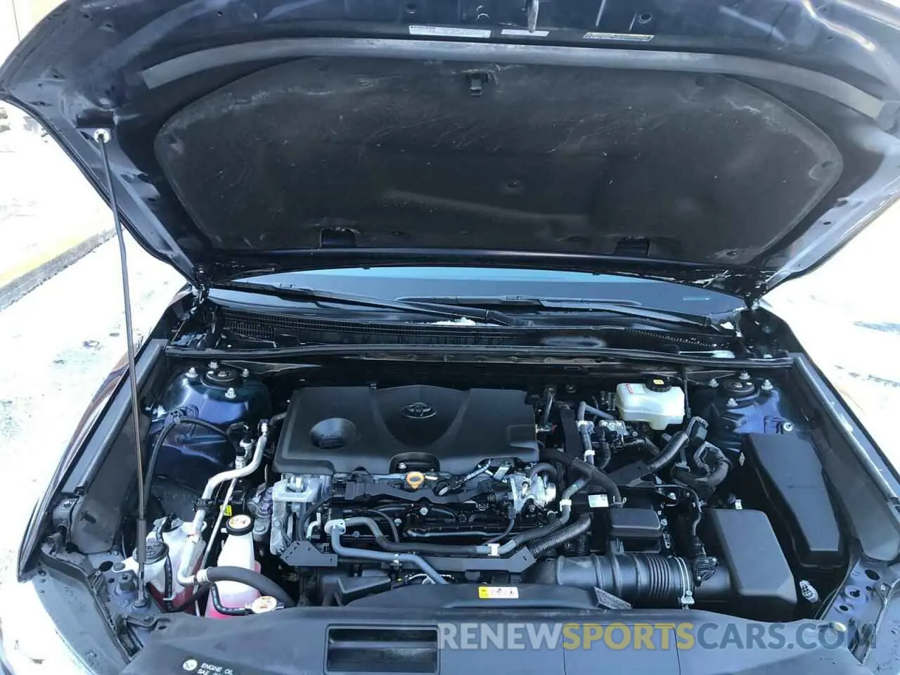 8 Photograph of a damaged car 4T1F31AK4NU586060 TOYOTA CAMRY 2022