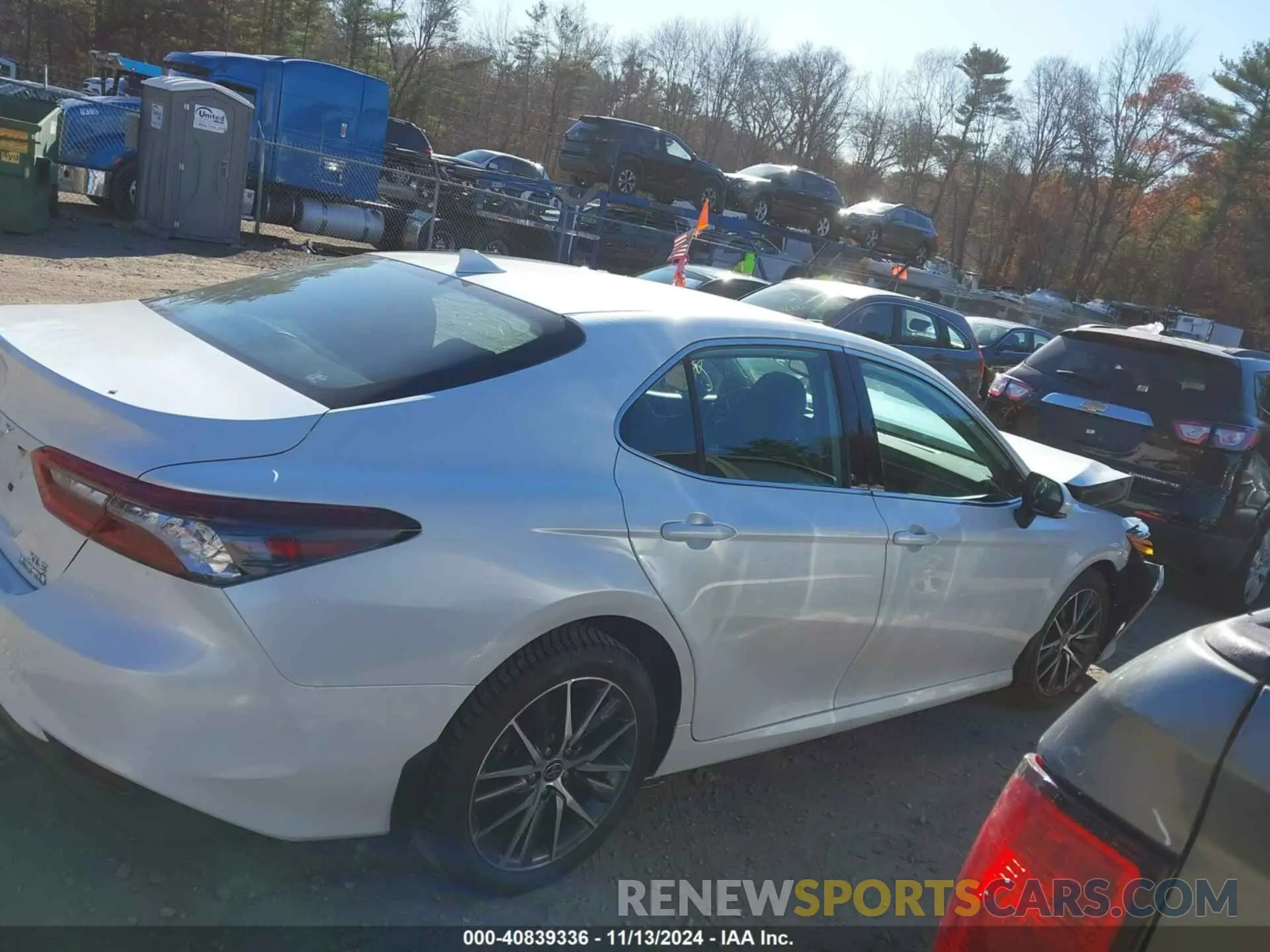13 Photograph of a damaged car 4T1F31AK4NU599424 TOYOTA CAMRY 2022