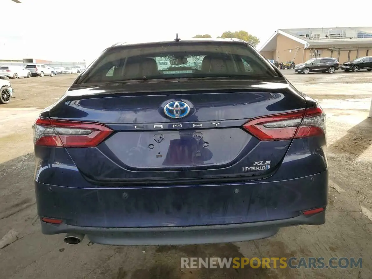 6 Photograph of a damaged car 4T1F31AK8NU589589 TOYOTA CAMRY 2022