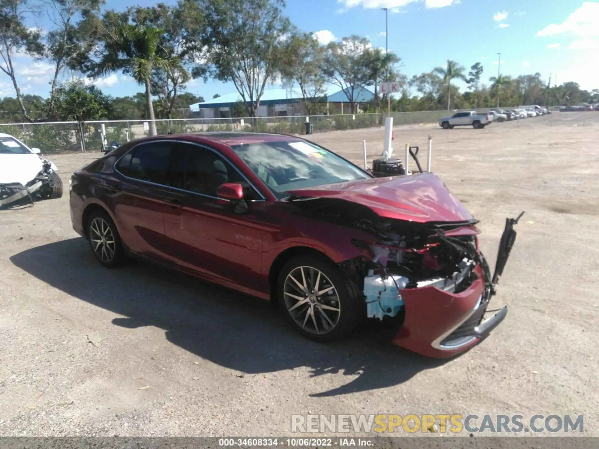 1 Photograph of a damaged car 4T1F31AKXNU041609 TOYOTA CAMRY 2022