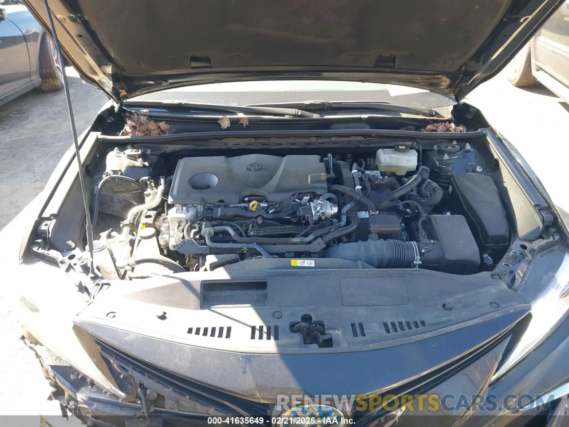 10 Photograph of a damaged car 4T1F31AKXNU045580 TOYOTA CAMRY 2022