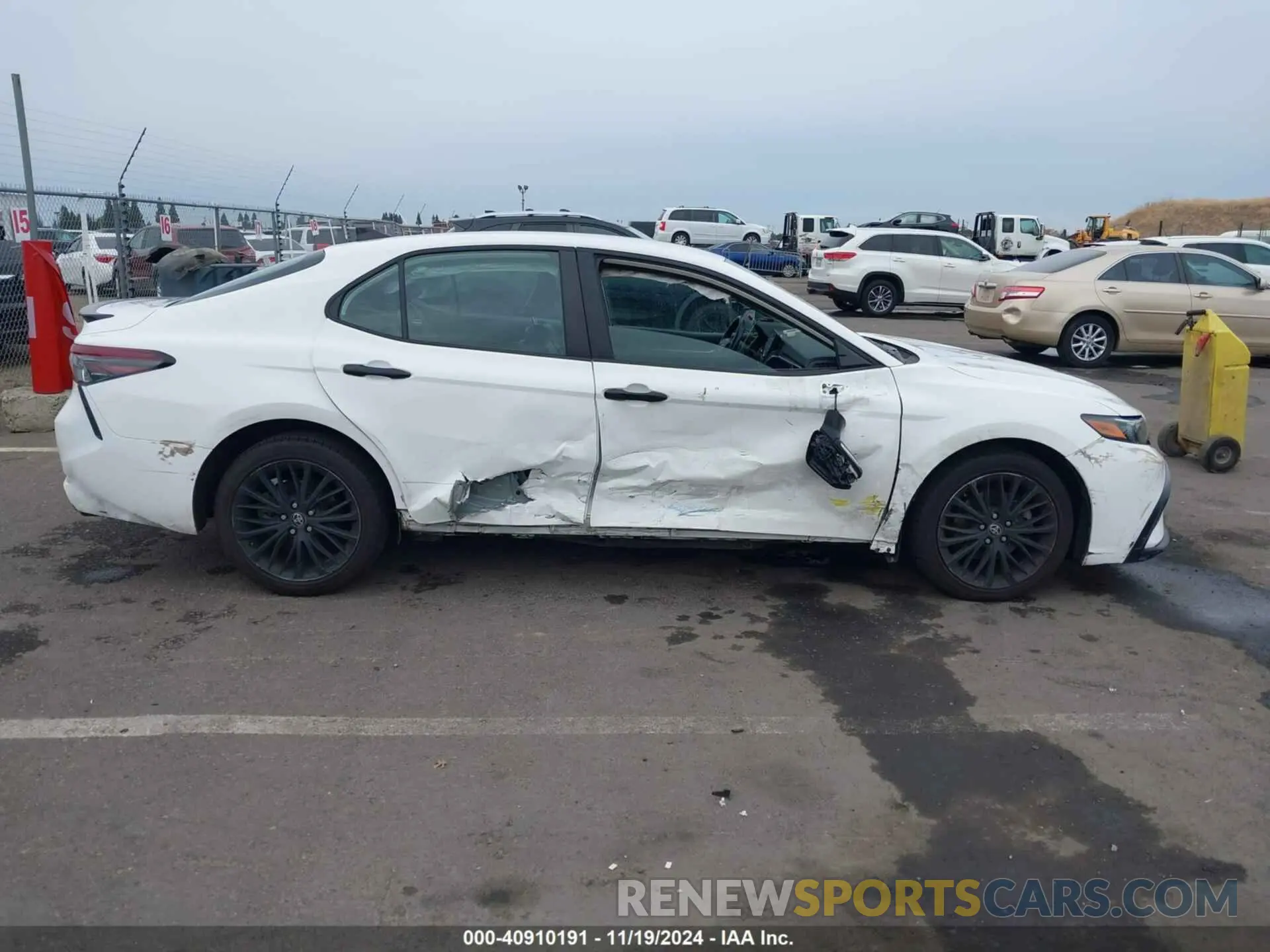 13 Photograph of a damaged car 4T1G11AK0NU012520 TOYOTA CAMRY 2022