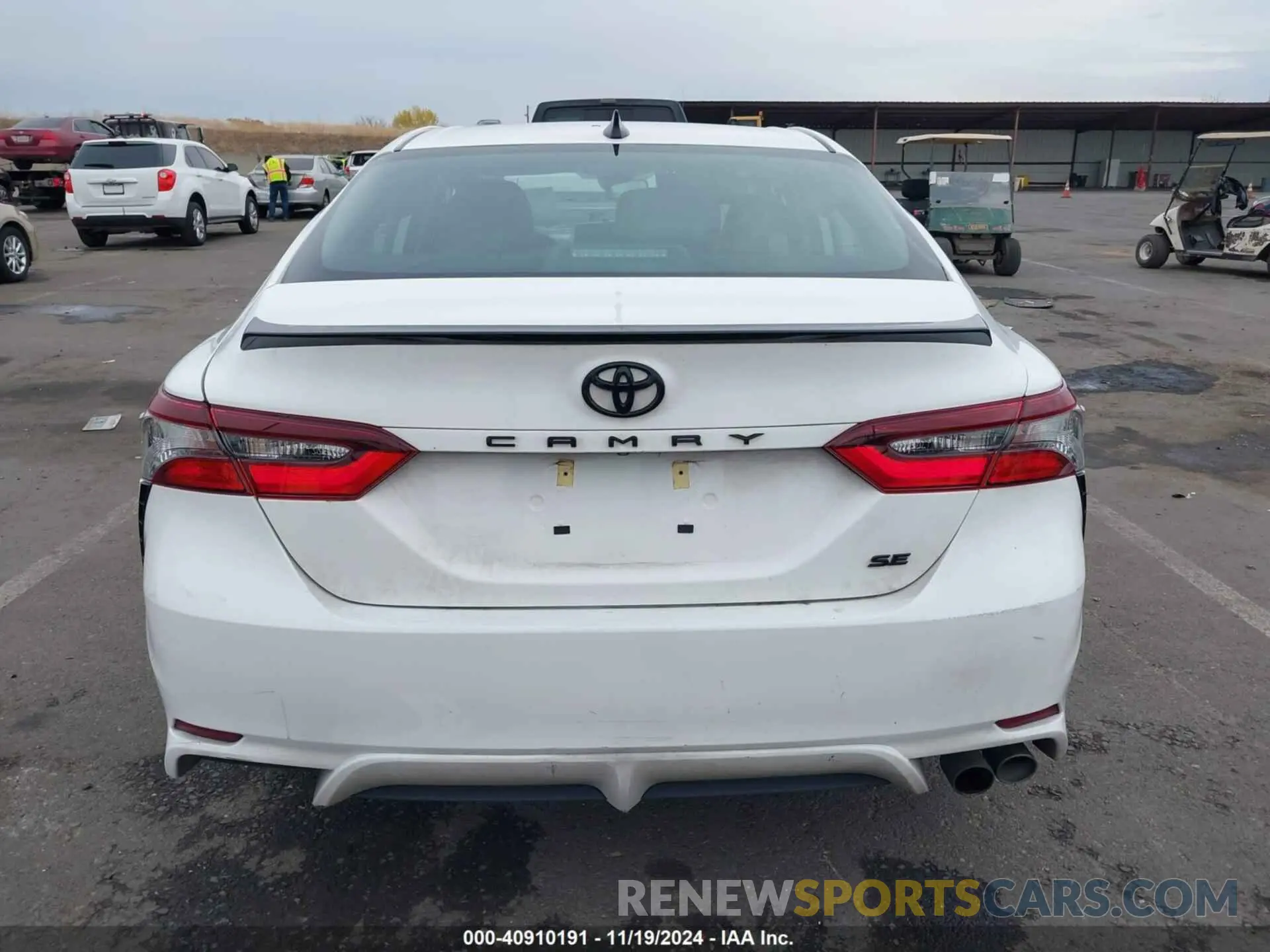 16 Photograph of a damaged car 4T1G11AK0NU012520 TOYOTA CAMRY 2022