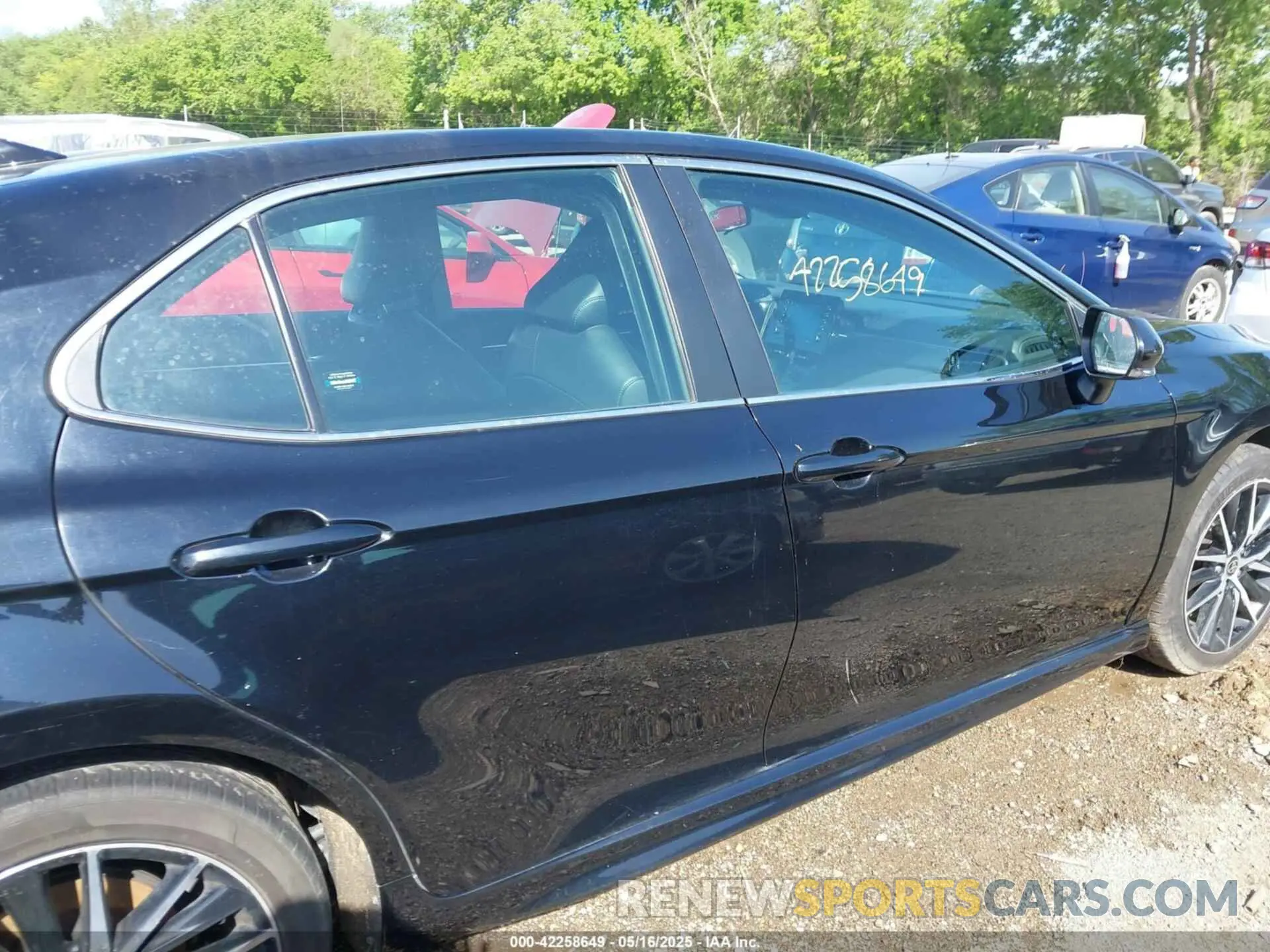 13 Photograph of a damaged car 4T1G11AK0NU017605 TOYOTA CAMRY 2022
