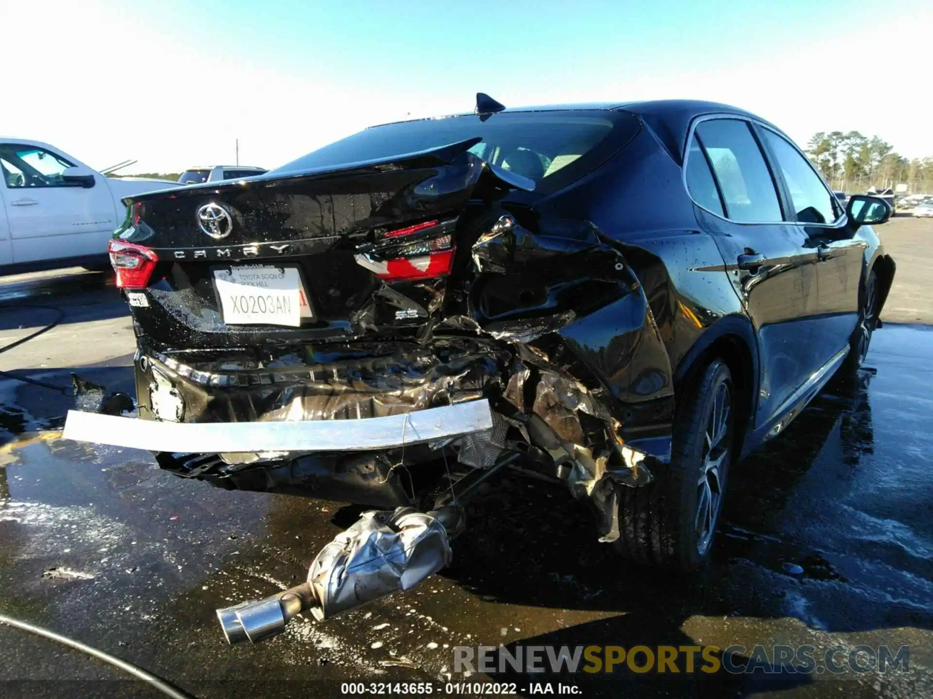 6 Photograph of a damaged car 4T1G11AK0NU018785 TOYOTA CAMRY 2022