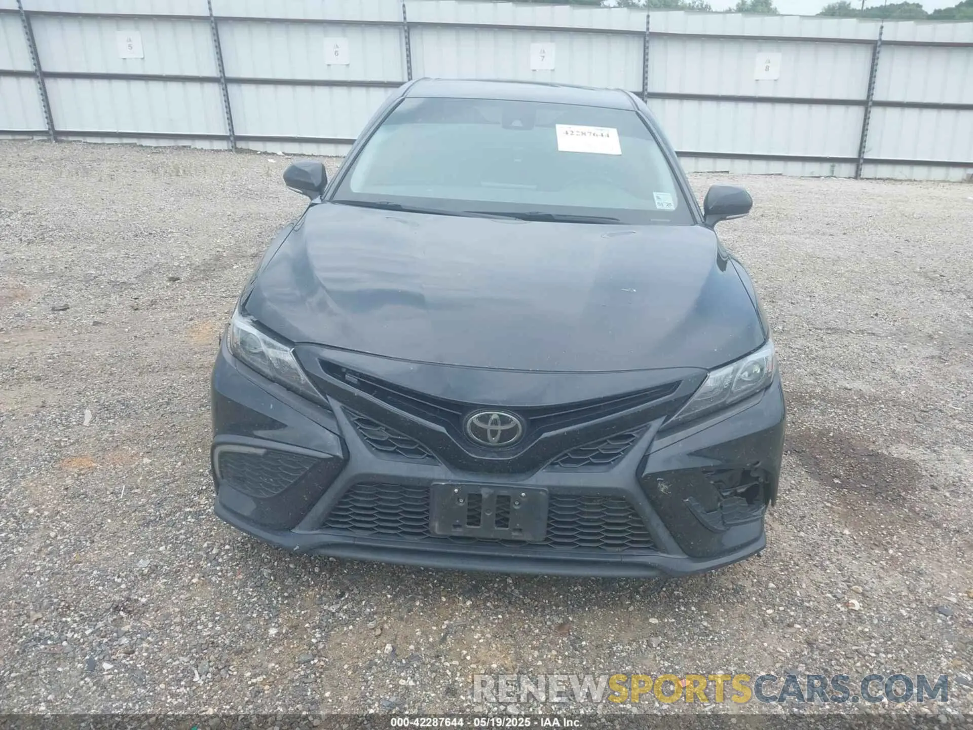13 Photograph of a damaged car 4T1G11AK0NU019094 TOYOTA CAMRY 2022