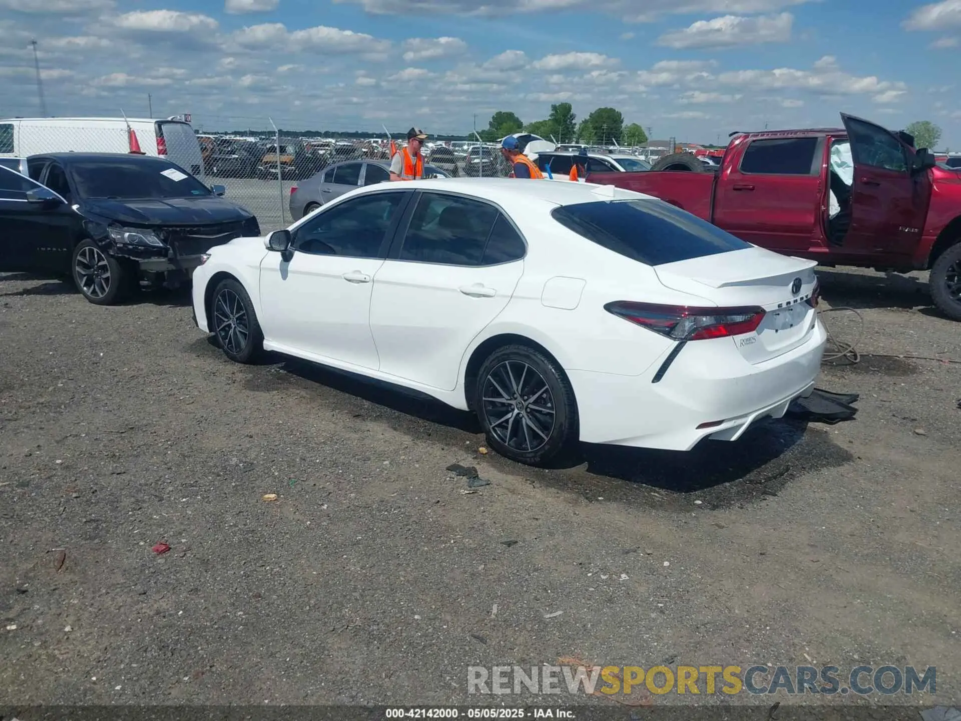 3 Photograph of a damaged car 4T1G11AK0NU051768 TOYOTA CAMRY 2022