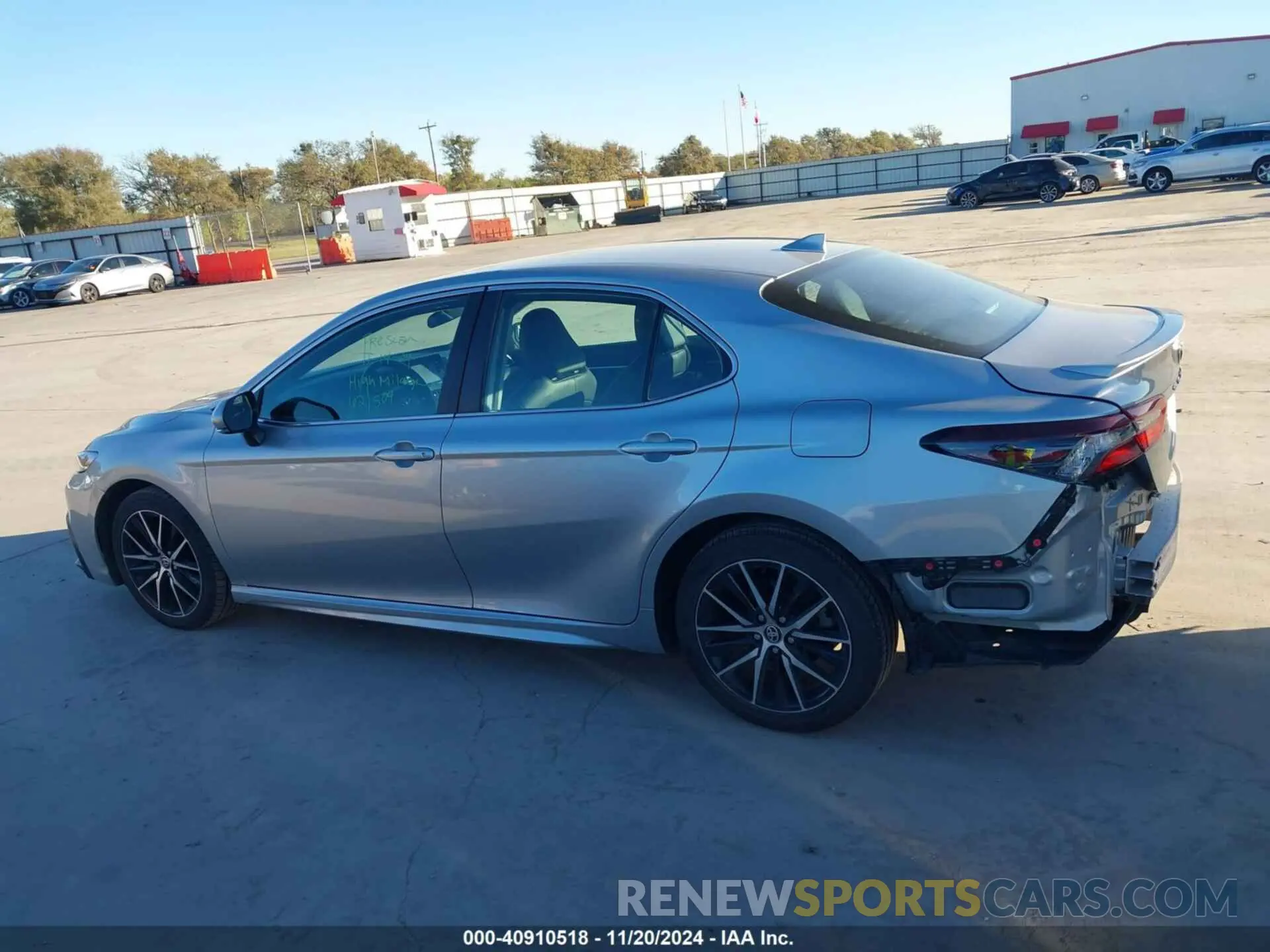 15 Photograph of a damaged car 4T1G11AK0NU054475 TOYOTA CAMRY 2022