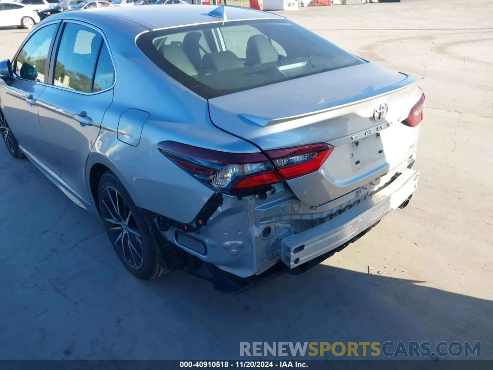 18 Photograph of a damaged car 4T1G11AK0NU054475 TOYOTA CAMRY 2022