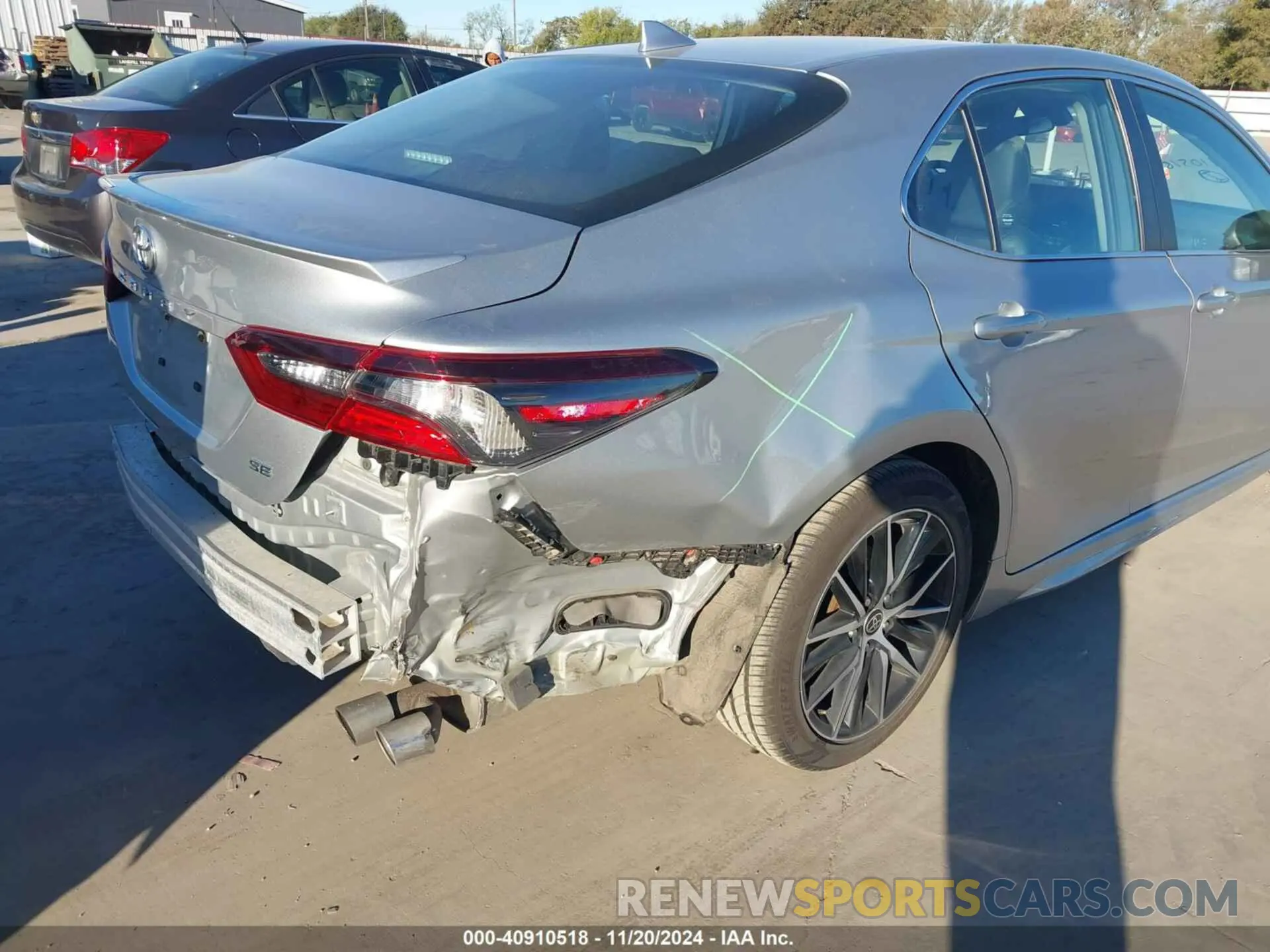 6 Photograph of a damaged car 4T1G11AK0NU054475 TOYOTA CAMRY 2022