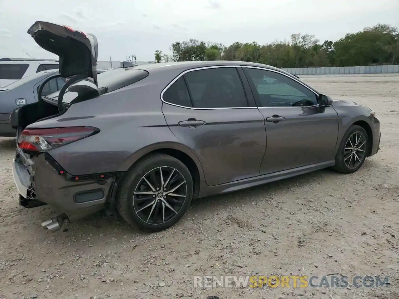 3 Photograph of a damaged car 4T1G11AK0NU063743 TOYOTA CAMRY 2022