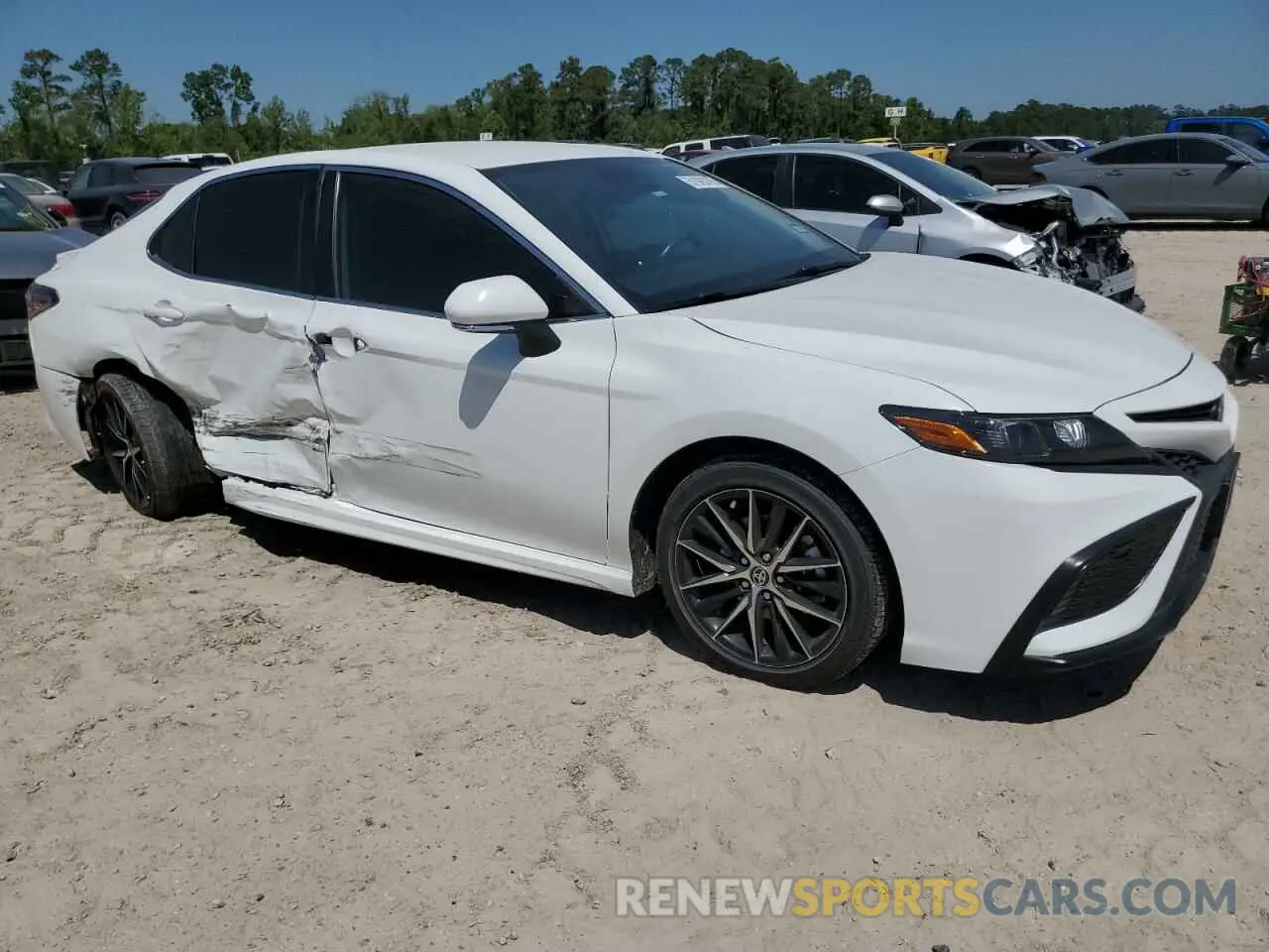 4 Photograph of a damaged car 4T1G11AK0NU066755 TOYOTA CAMRY 2022