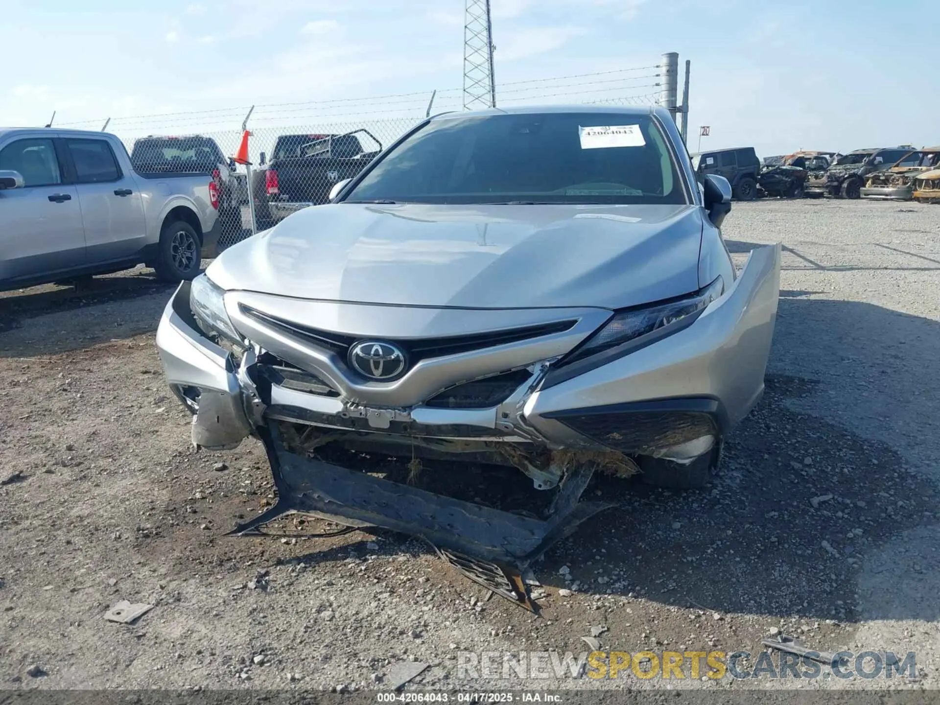 6 Photograph of a damaged car 4T1G11AK0NU069140 TOYOTA CAMRY 2022