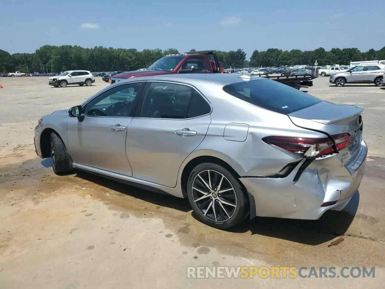 2 Photograph of a damaged car 4T1G11AK0NU617900 TOYOTA CAMRY 2022