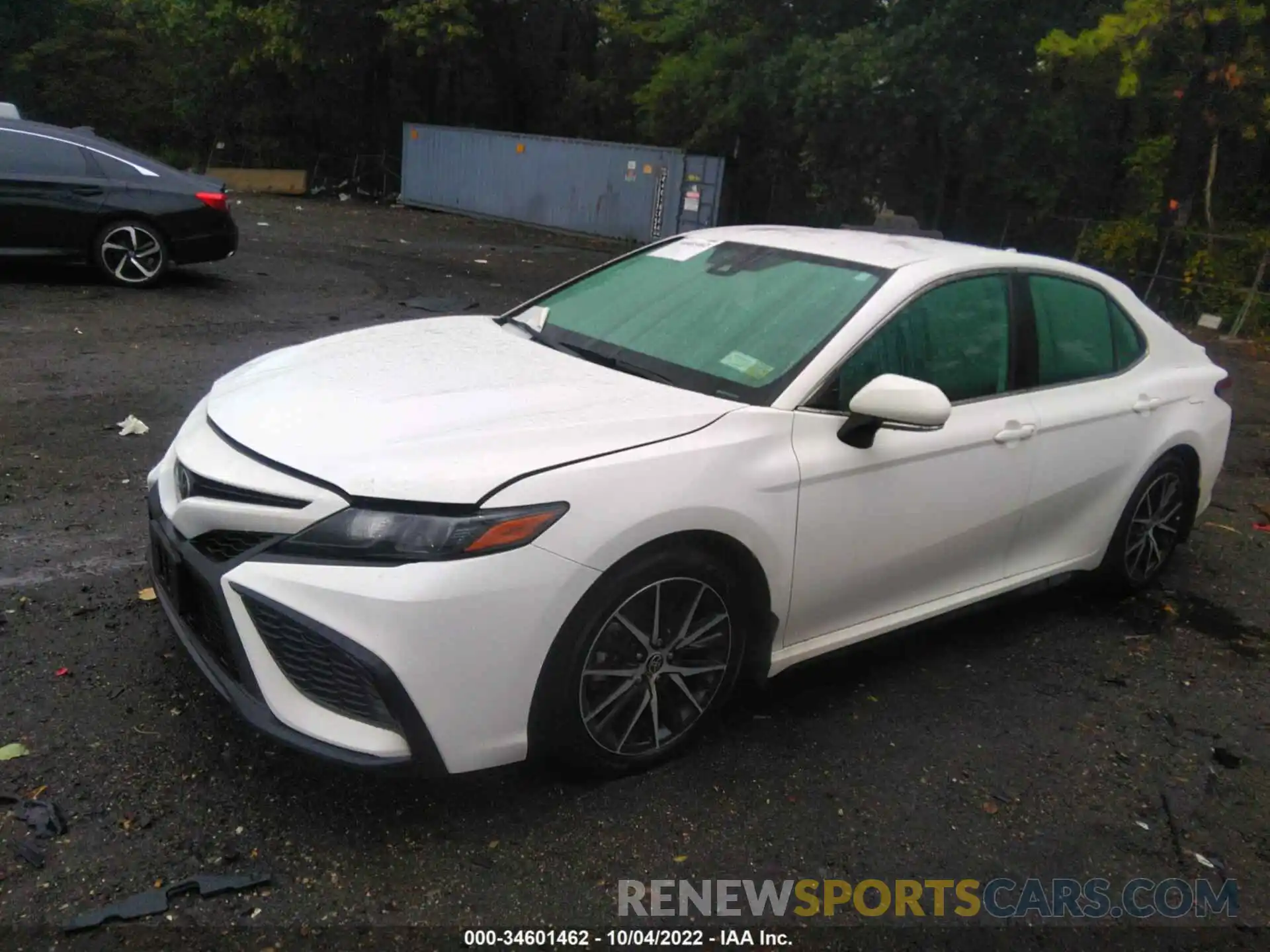 2 Photograph of a damaged car 4T1G11AK0NU621588 TOYOTA CAMRY 2022