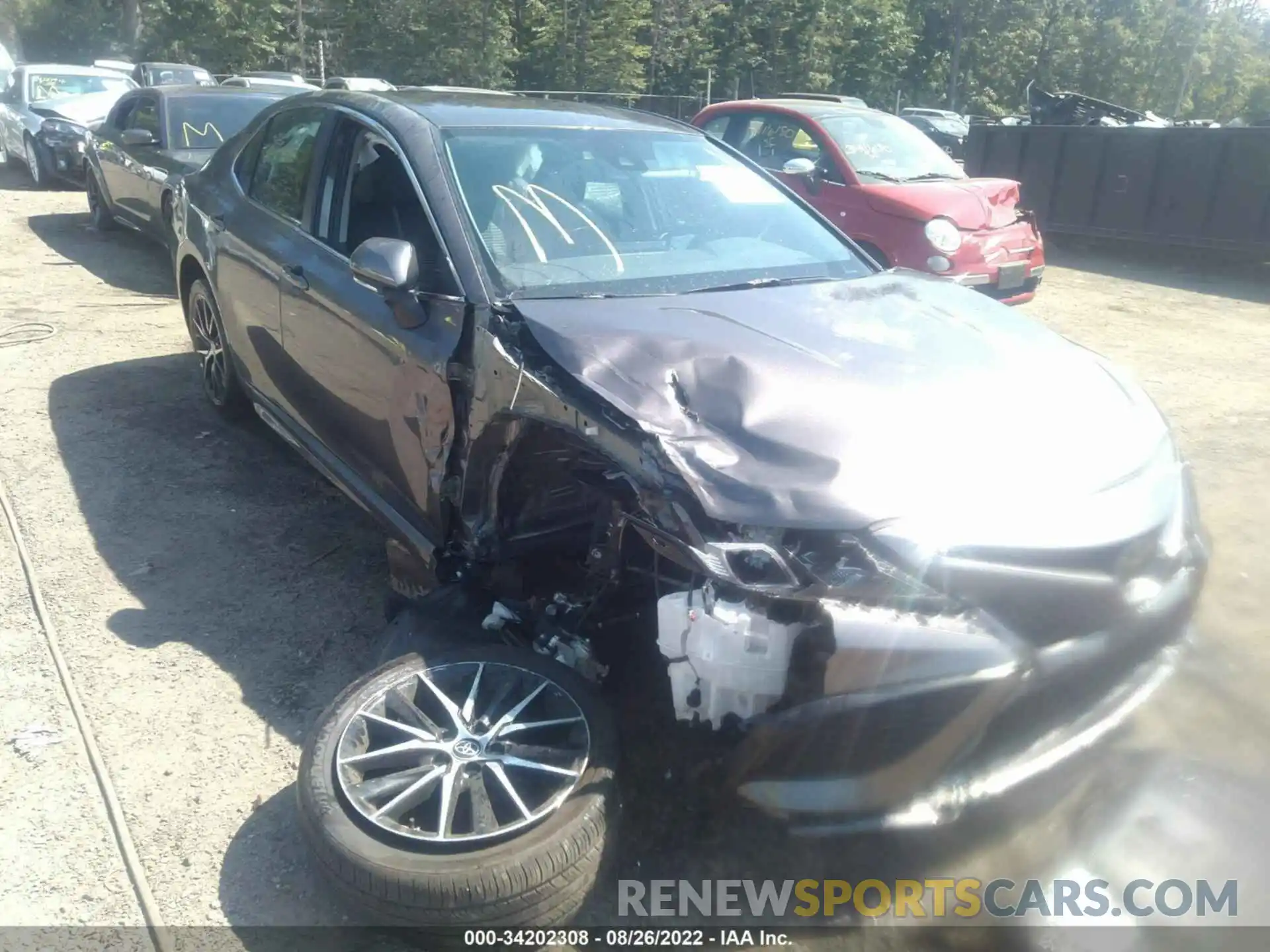 1 Photograph of a damaged car 4T1G11AK0NU645275 TOYOTA CAMRY 2022