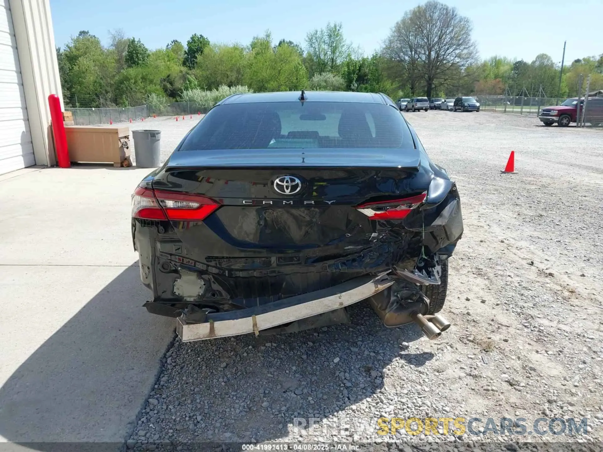 15 Photograph of a damaged car 4T1G11AK0NU657071 TOYOTA CAMRY 2022
