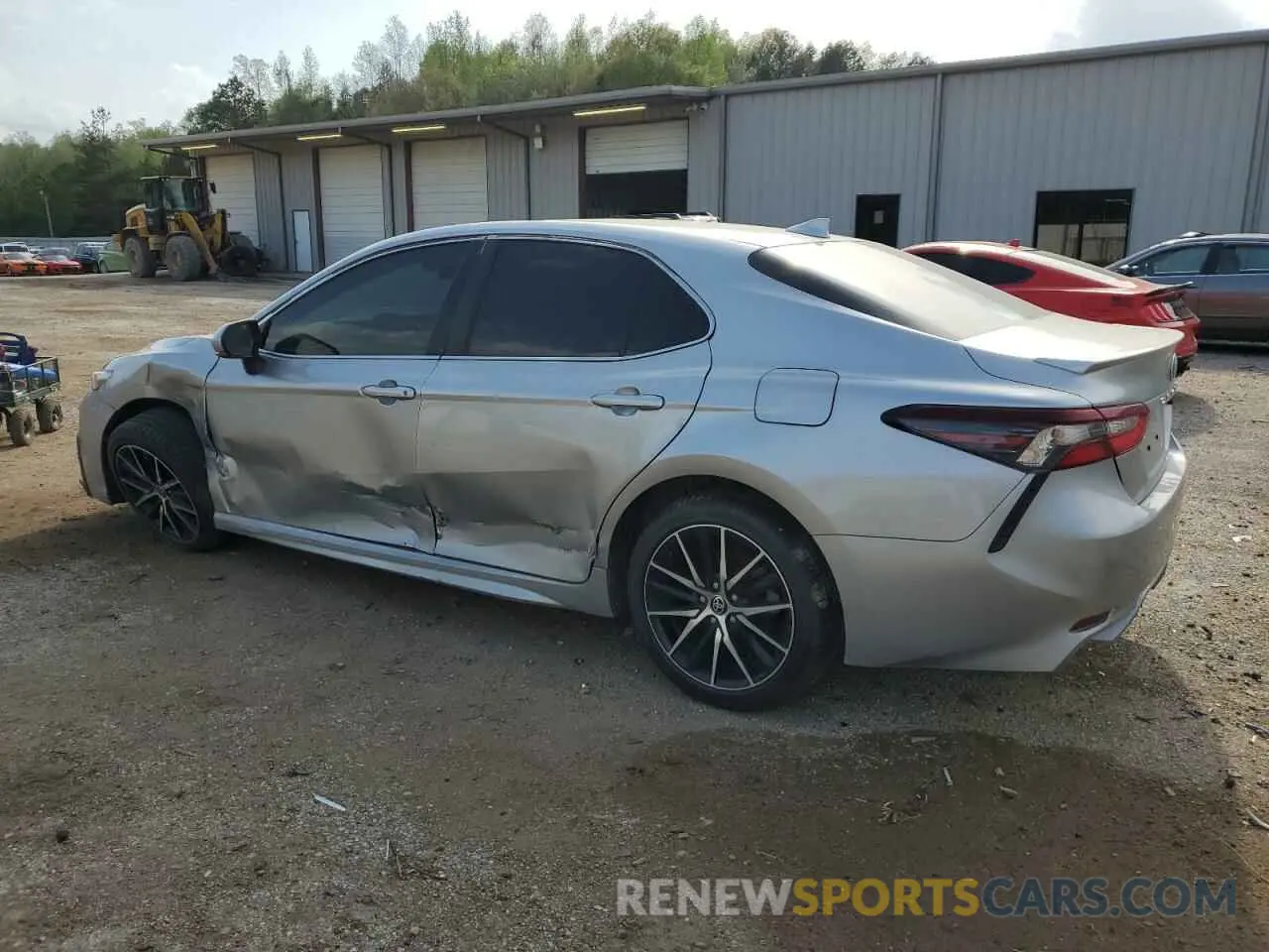 2 Photograph of a damaged car 4T1G11AK0NU666336 TOYOTA CAMRY 2022