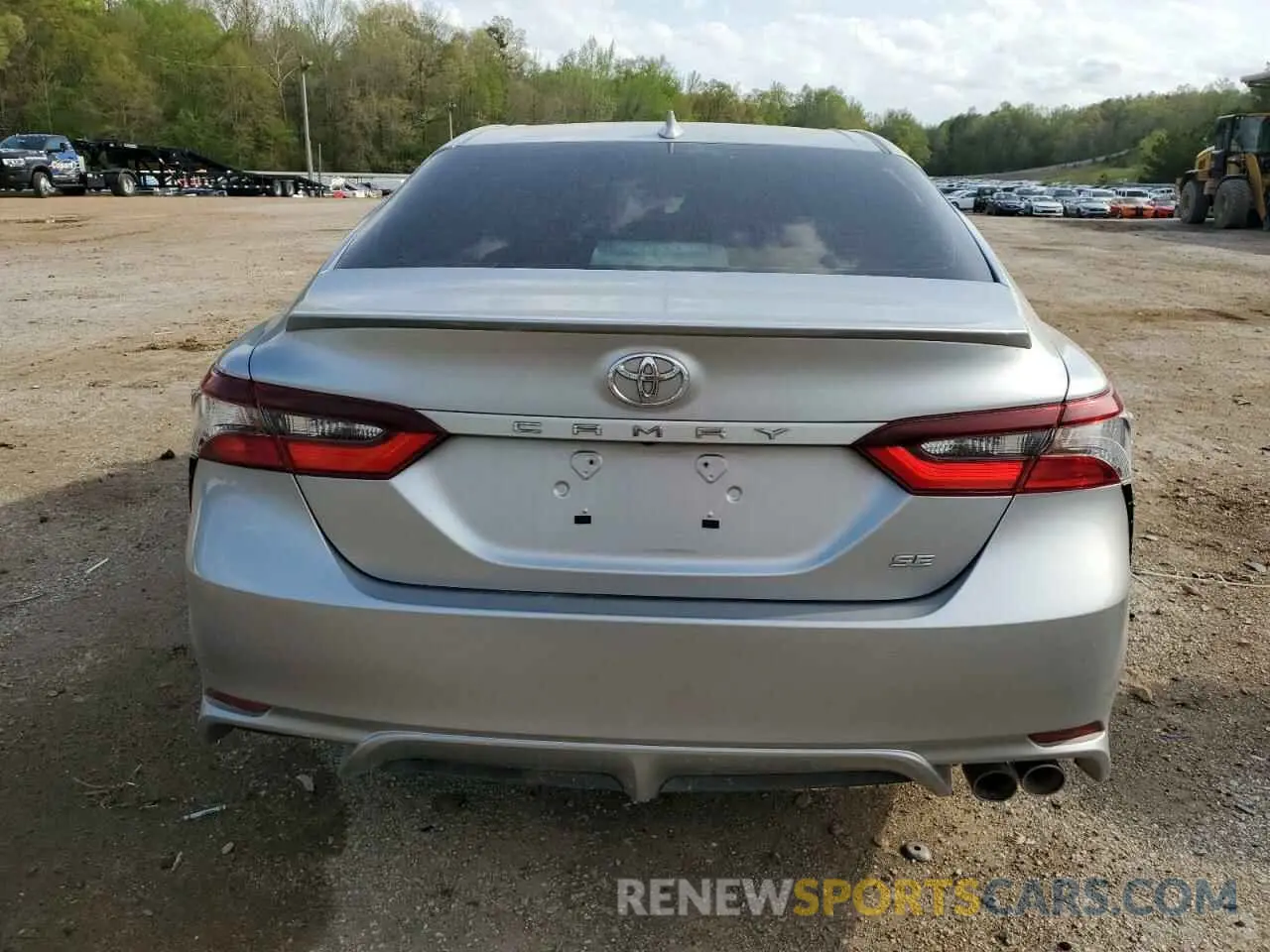 6 Photograph of a damaged car 4T1G11AK0NU666336 TOYOTA CAMRY 2022