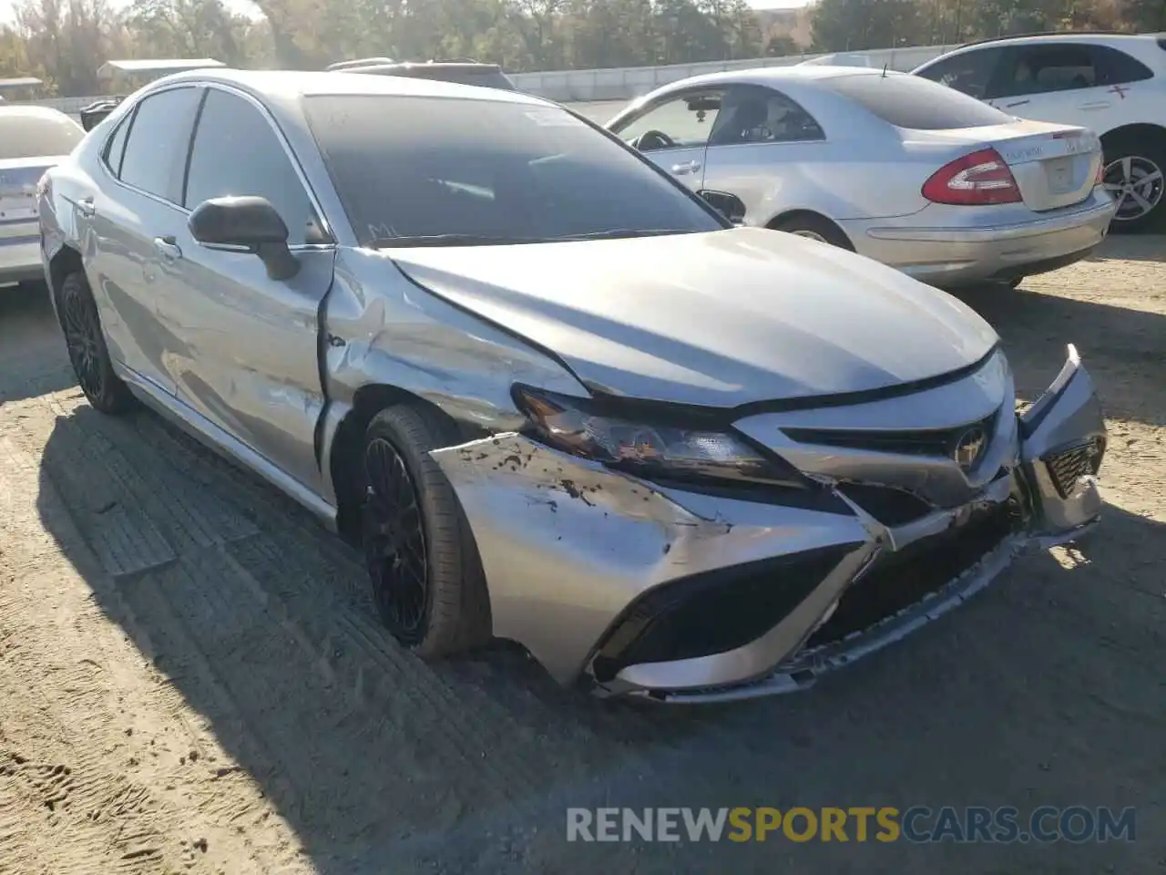 1 Photograph of a damaged car 4T1G11AK0NU678762 TOYOTA CAMRY 2022