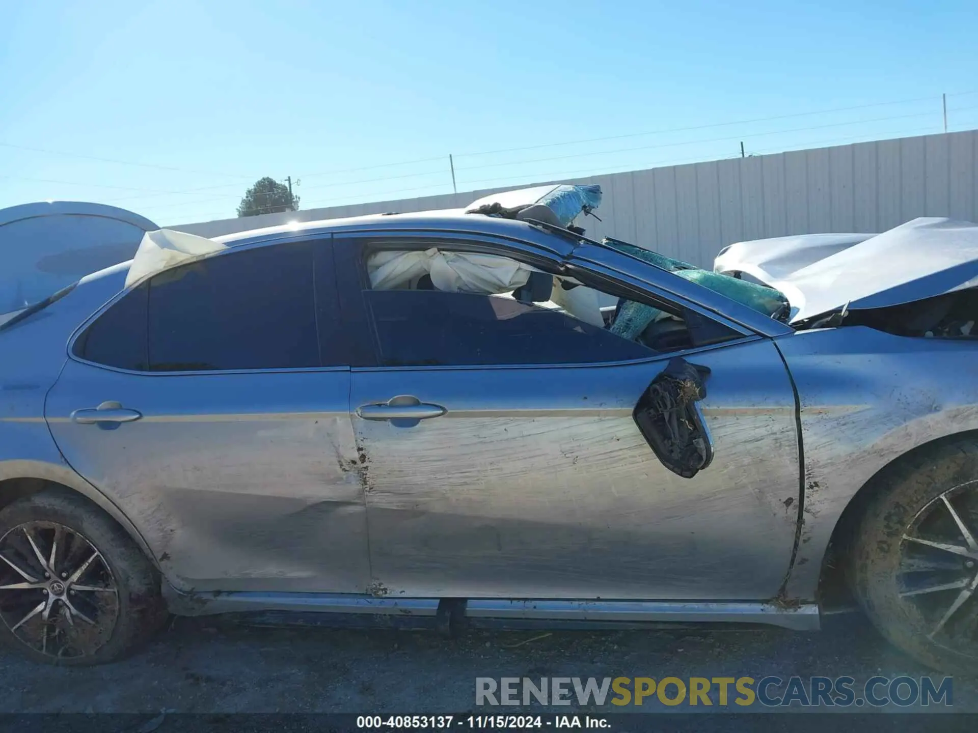 14 Photograph of a damaged car 4T1G11AK0NU689101 TOYOTA CAMRY 2022
