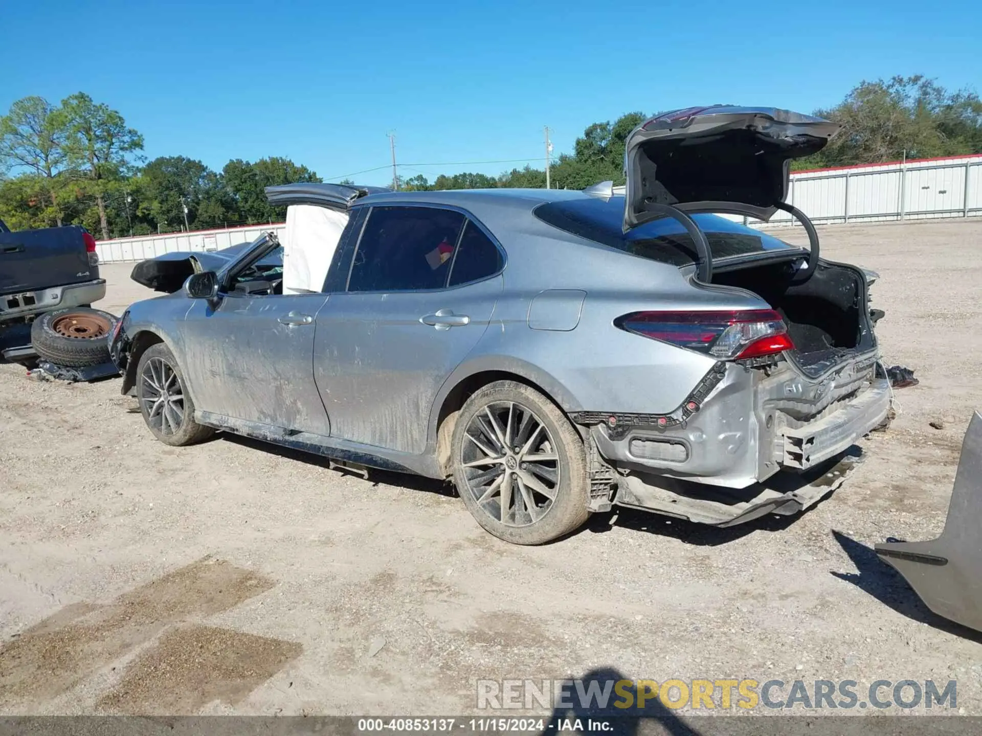 3 Photograph of a damaged car 4T1G11AK0NU689101 TOYOTA CAMRY 2022