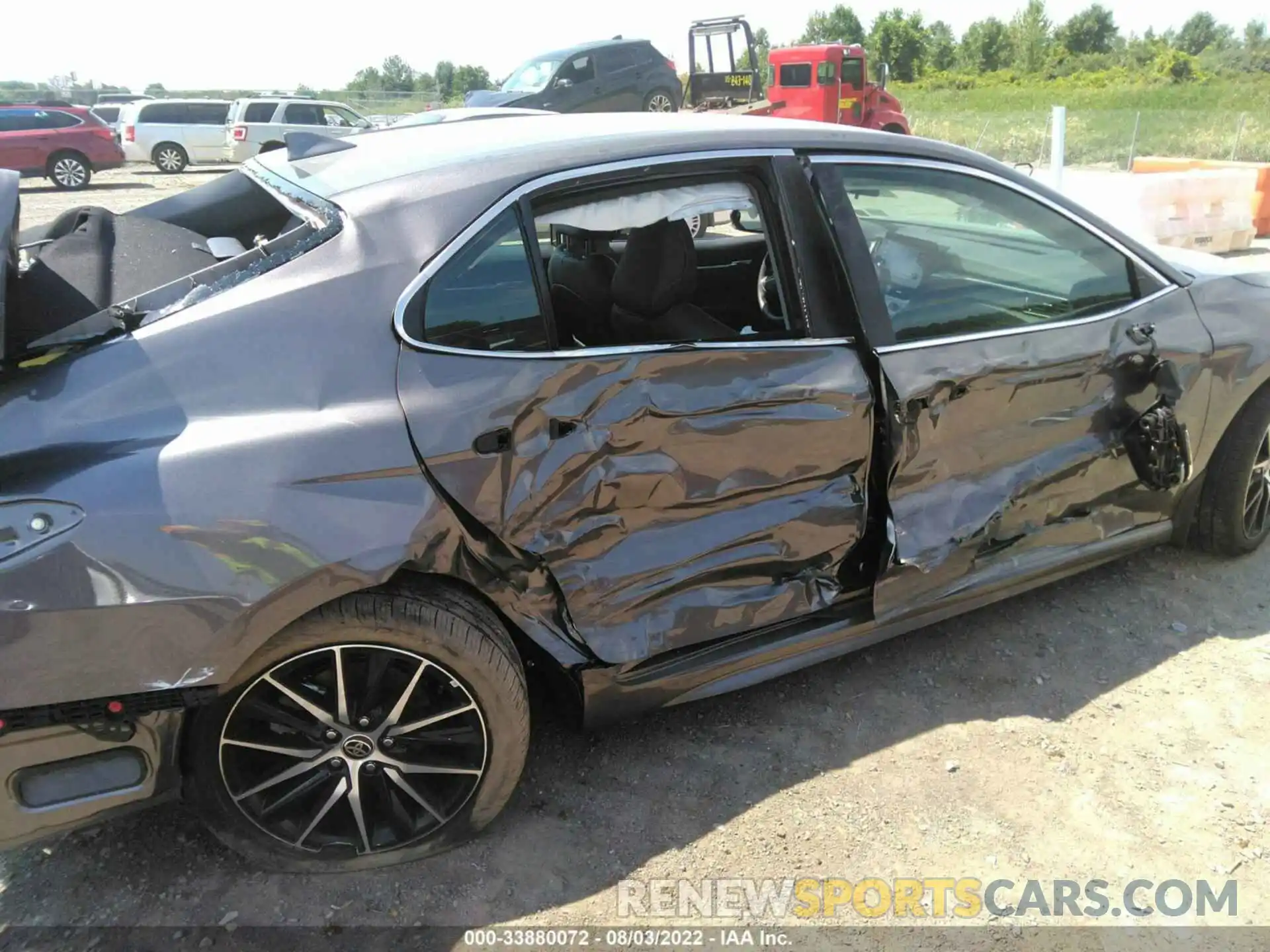 12 Photograph of a damaged car 4T1G11AK0NU700033 TOYOTA CAMRY 2022