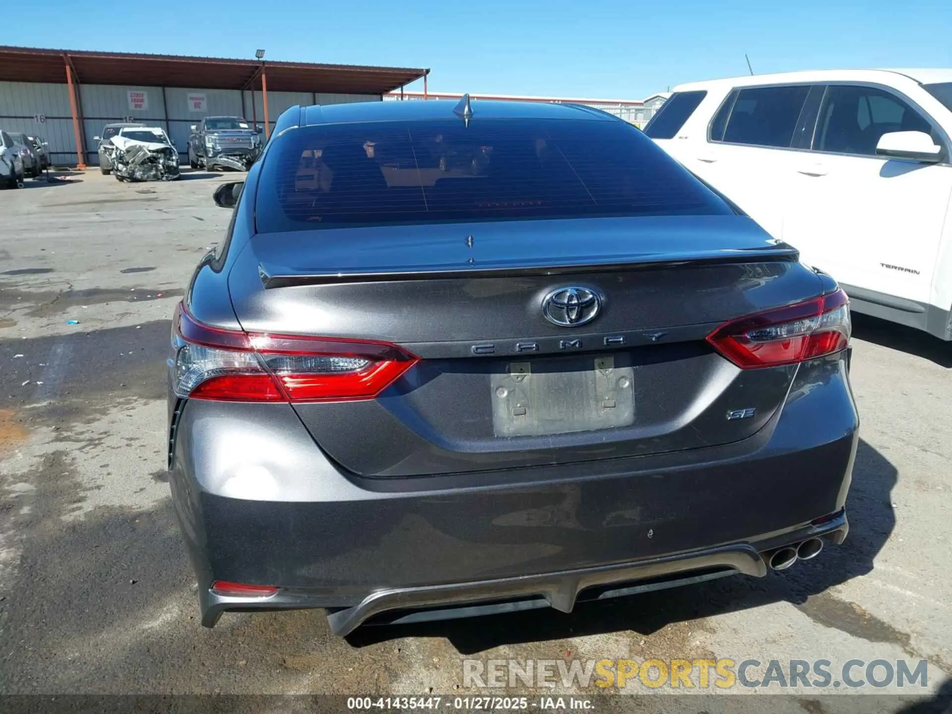 15 Photograph of a damaged car 4T1G11AK0NU703174 TOYOTA CAMRY 2022
