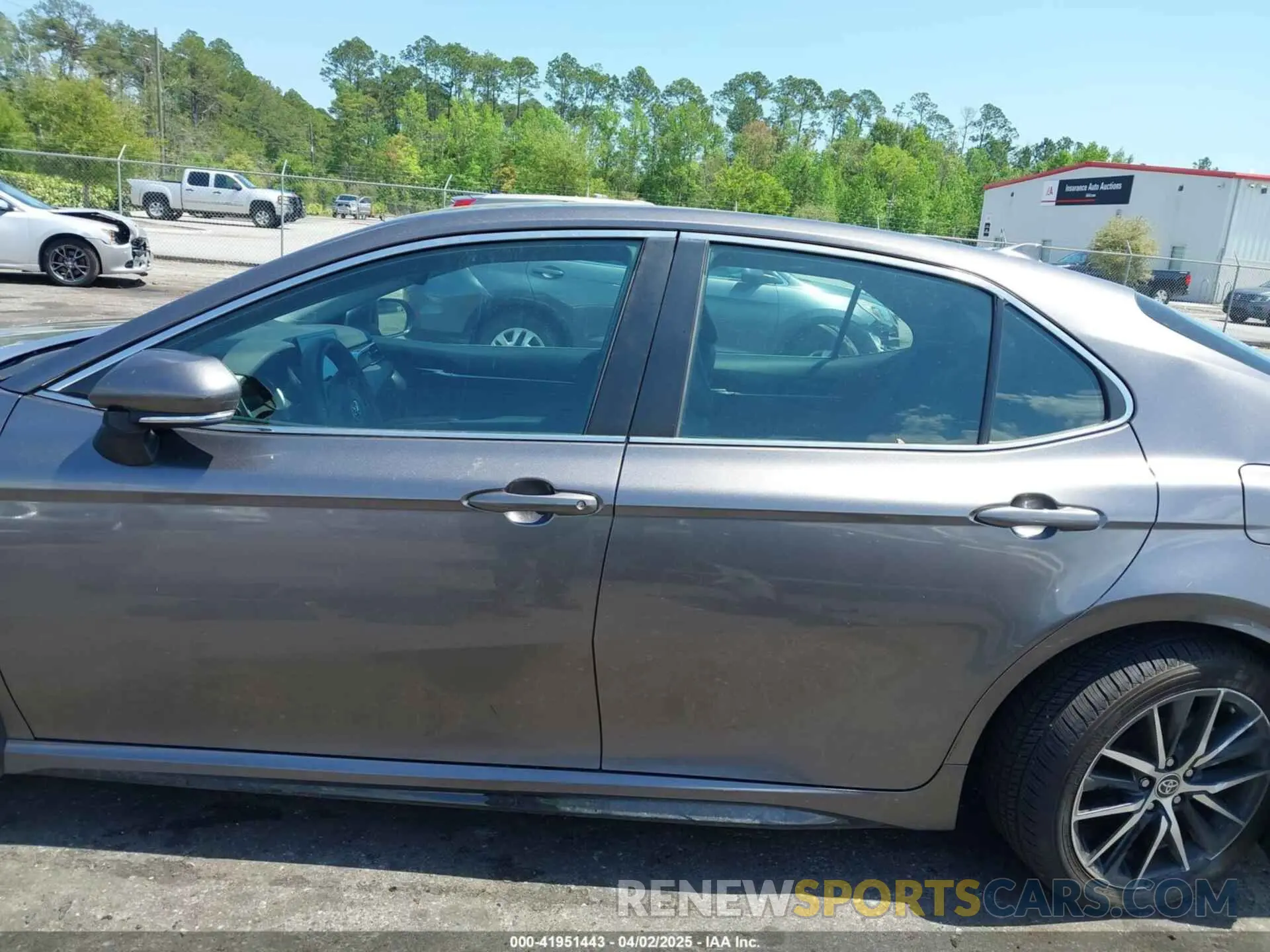 15 Photograph of a damaged car 4T1G11AK1NU036521 TOYOTA CAMRY 2022