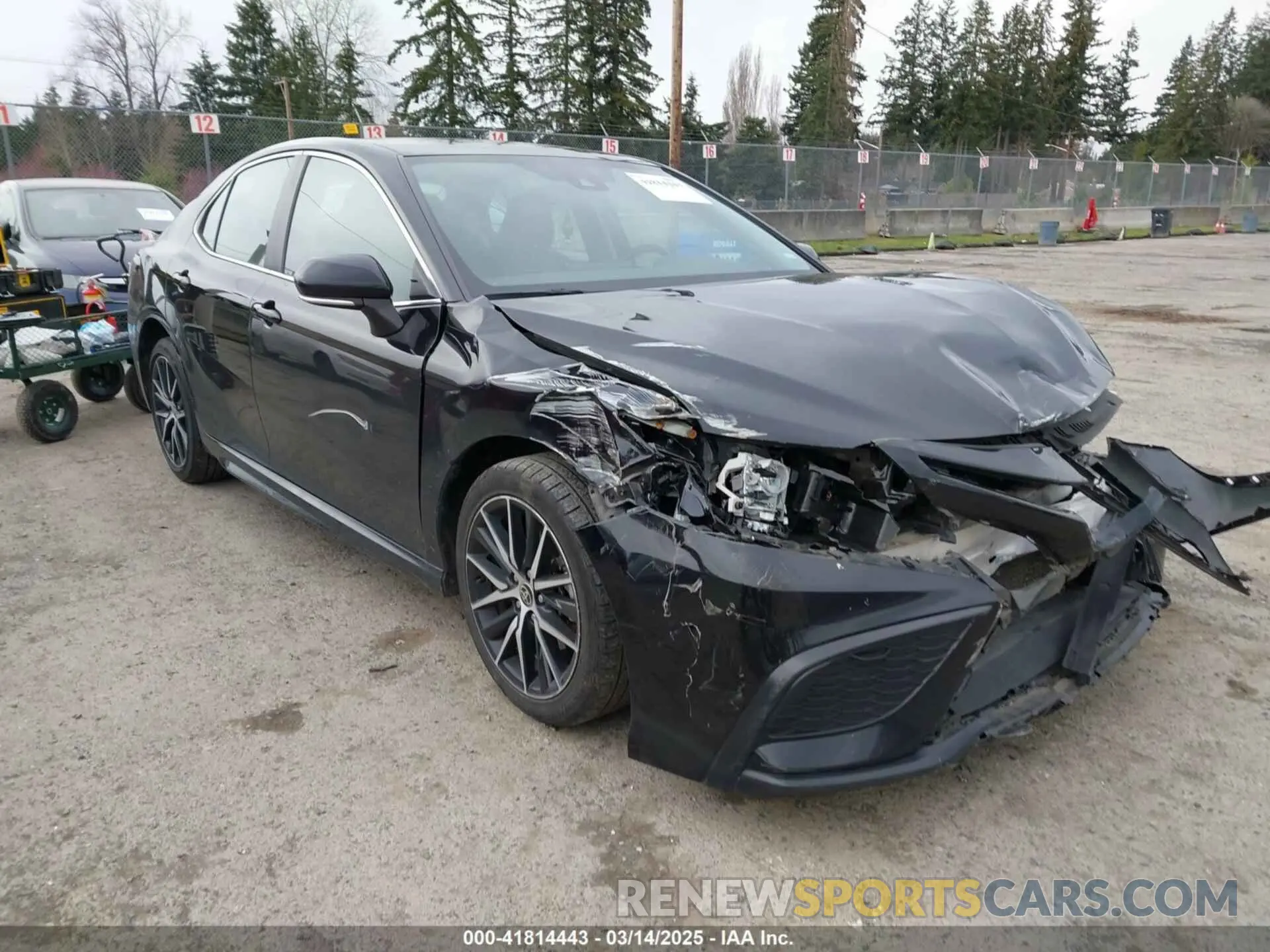 1 Photograph of a damaged car 4T1G11AK1NU052718 TOYOTA CAMRY 2022