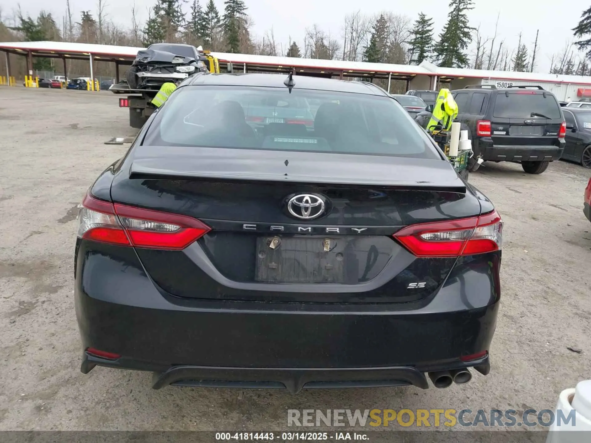 16 Photograph of a damaged car 4T1G11AK1NU052718 TOYOTA CAMRY 2022