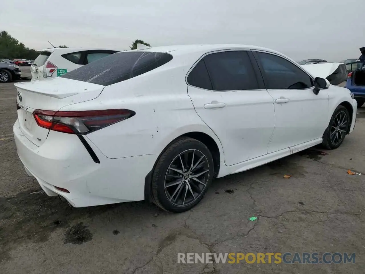 3 Photograph of a damaged car 4T1G11AK1NU062634 TOYOTA CAMRY 2022