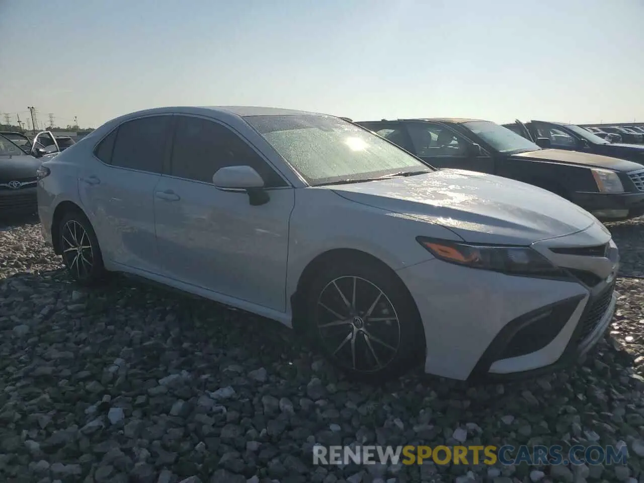 4 Photograph of a damaged car 4T1G11AK1NU064318 TOYOTA CAMRY 2022