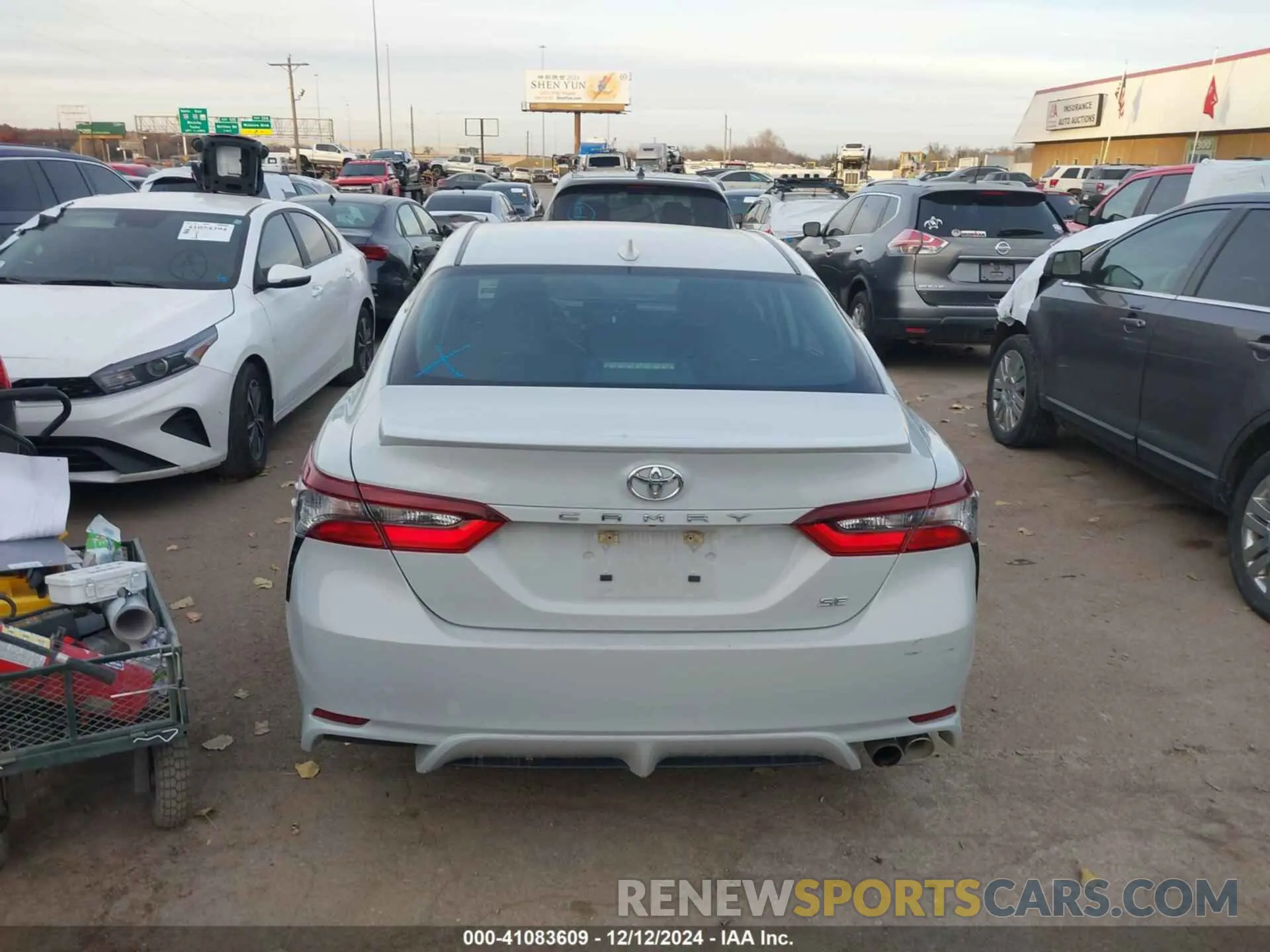 16 Photograph of a damaged car 4T1G11AK1NU064433 TOYOTA CAMRY 2022