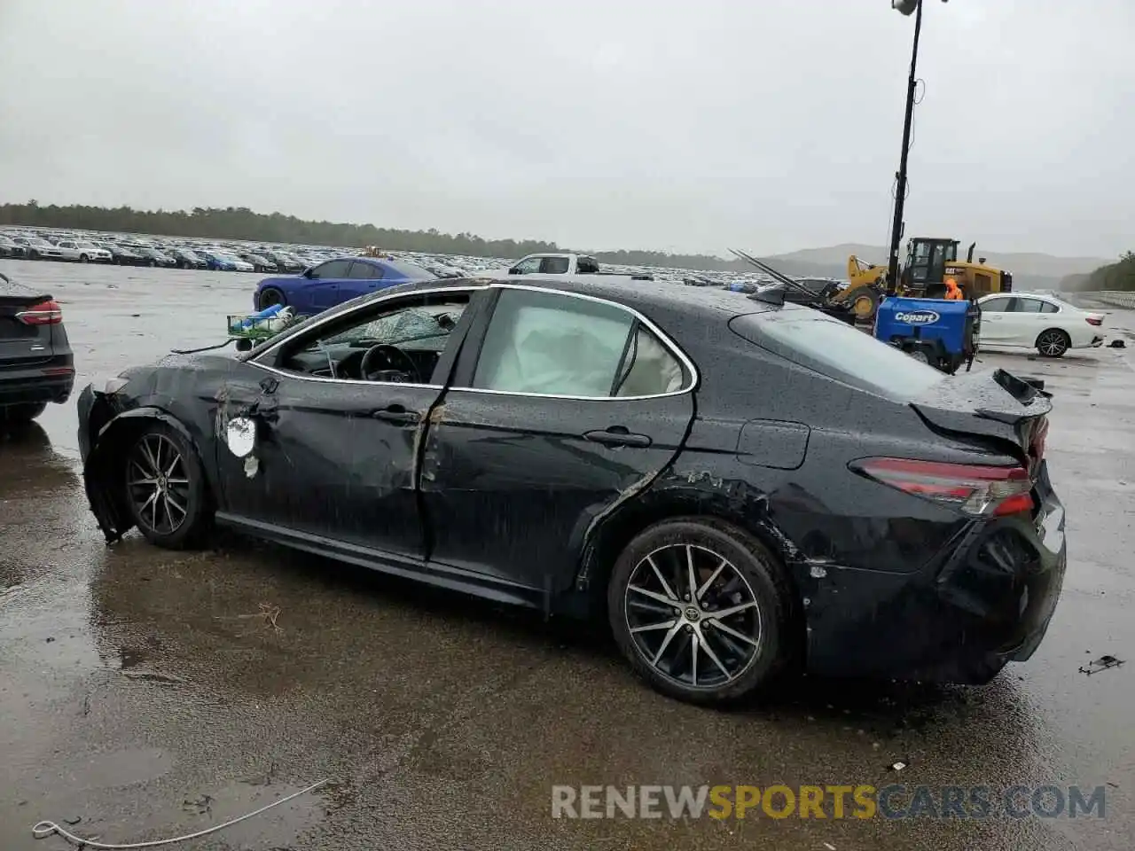 2 Photograph of a damaged car 4T1G11AK1NU622670 TOYOTA CAMRY 2022