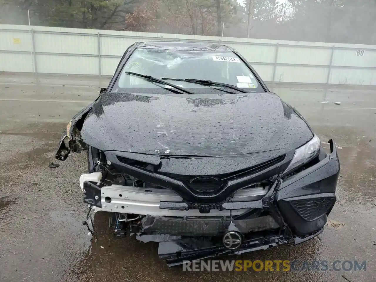 5 Photograph of a damaged car 4T1G11AK1NU622670 TOYOTA CAMRY 2022