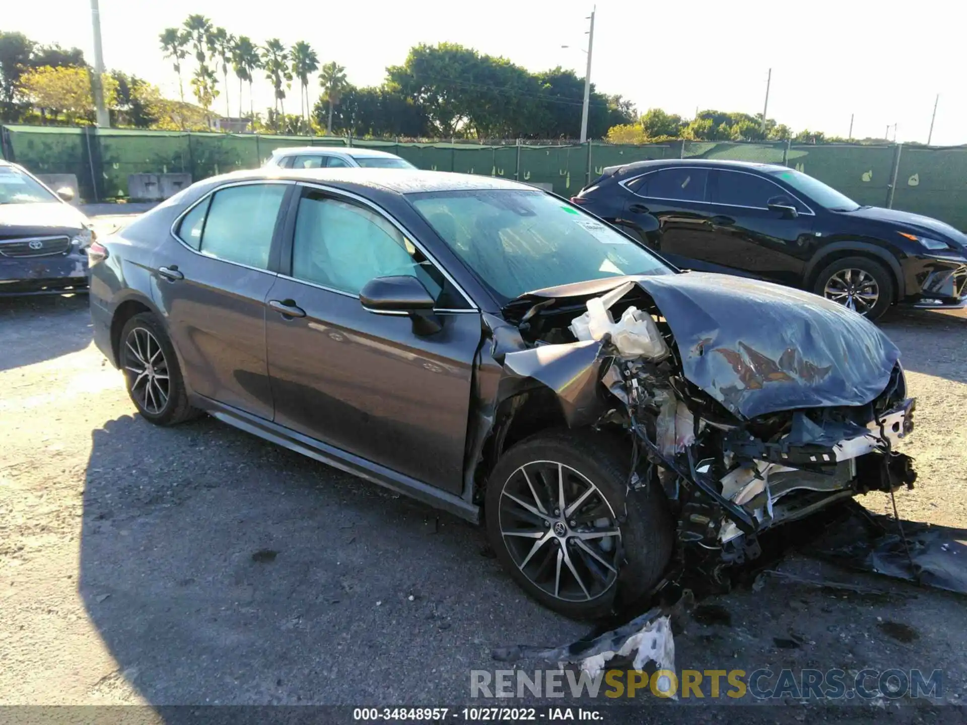 1 Photograph of a damaged car 4T1G11AK1NU637993 TOYOTA CAMRY 2022