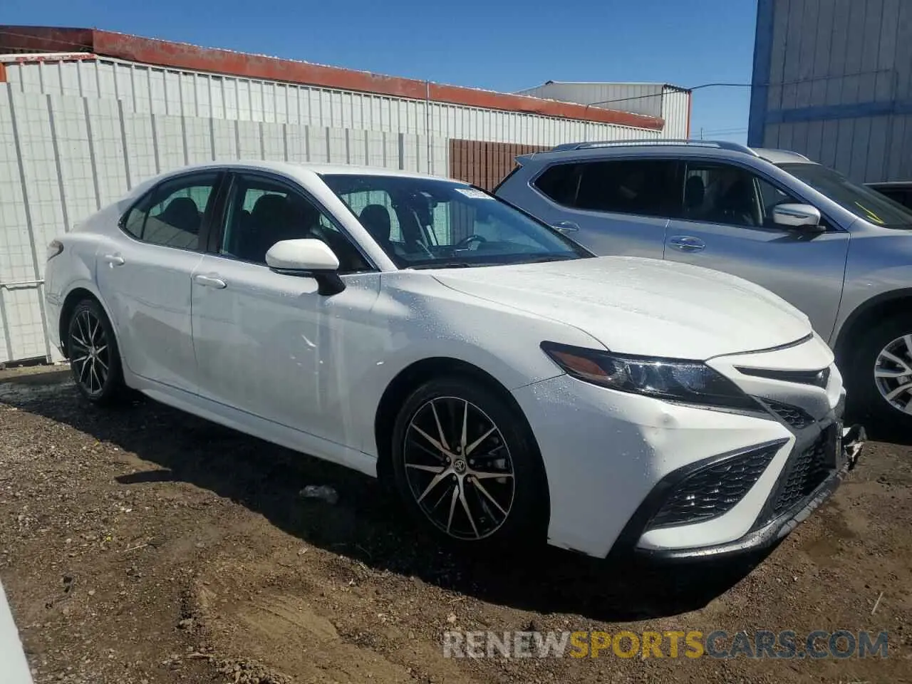 4 Photograph of a damaged car 4T1G11AK1NU655300 TOYOTA CAMRY 2022