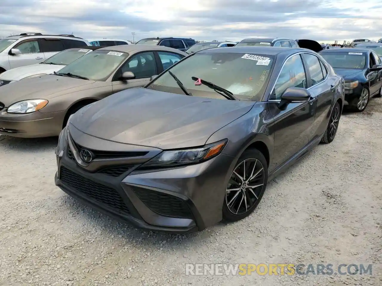 1 Photograph of a damaged car 4T1G11AK1NU658052 TOYOTA CAMRY 2022