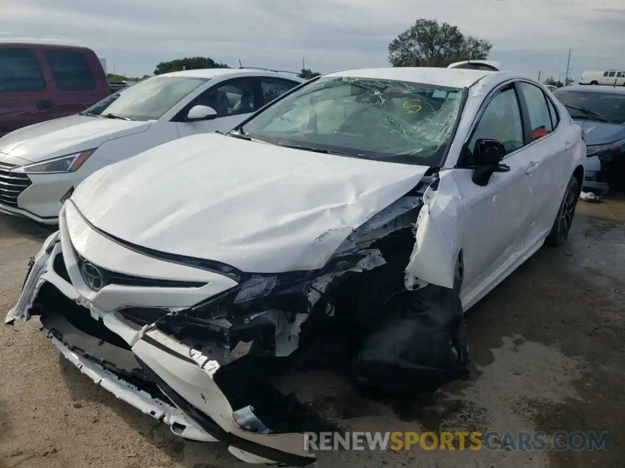 2 Photograph of a damaged car 4T1G11AK1NU658956 TOYOTA CAMRY 2022